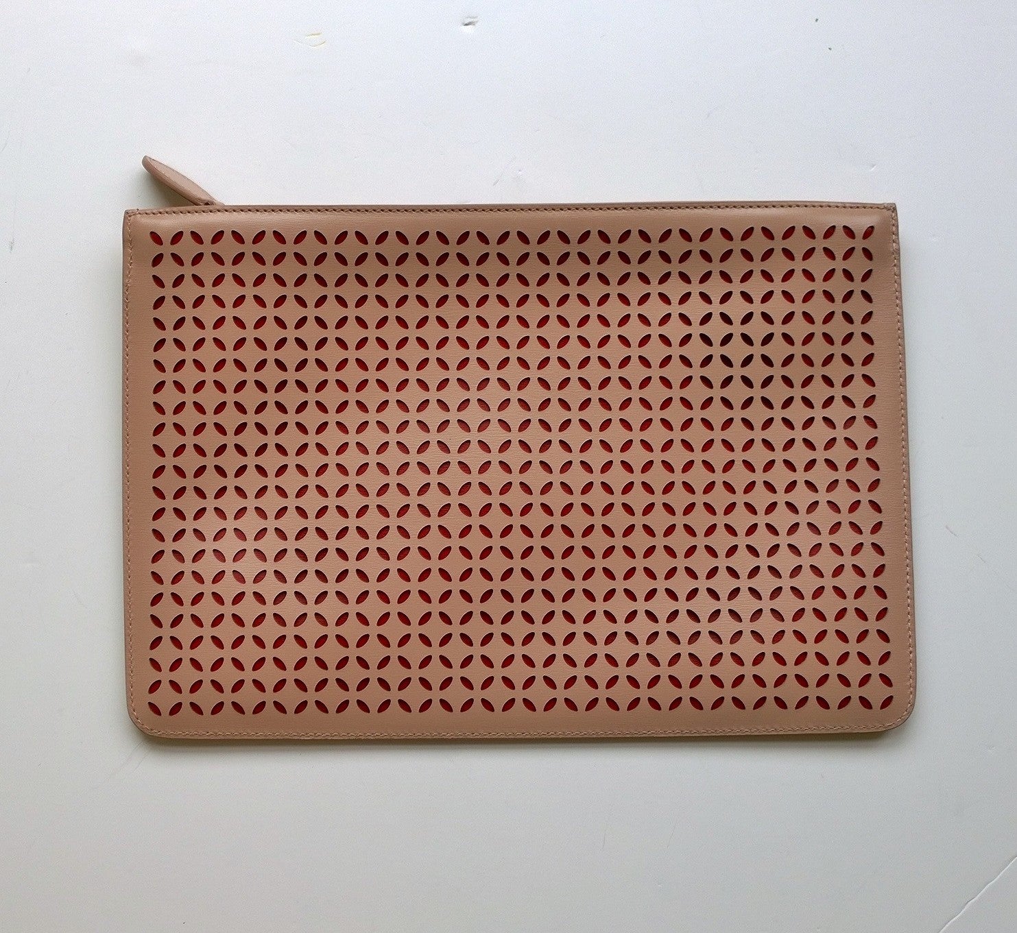 Alaia Arabesque Leather Laser Cutout Clutch Bag - Beige Nude & Red Purse for Women | Evening Party, Wedding & Special Occasion Accessory
