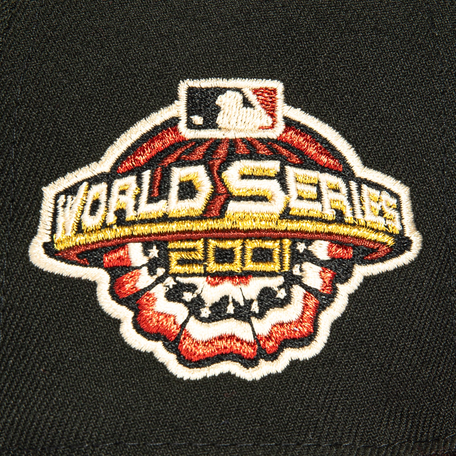 New Era 59Fifty Arizona Diamondbacks 2001 World Series Patch Snapback Hat - Black & Red Baseball Cap for Men & Women - Perfect for MLB Games, Sports Events & Casual Wear