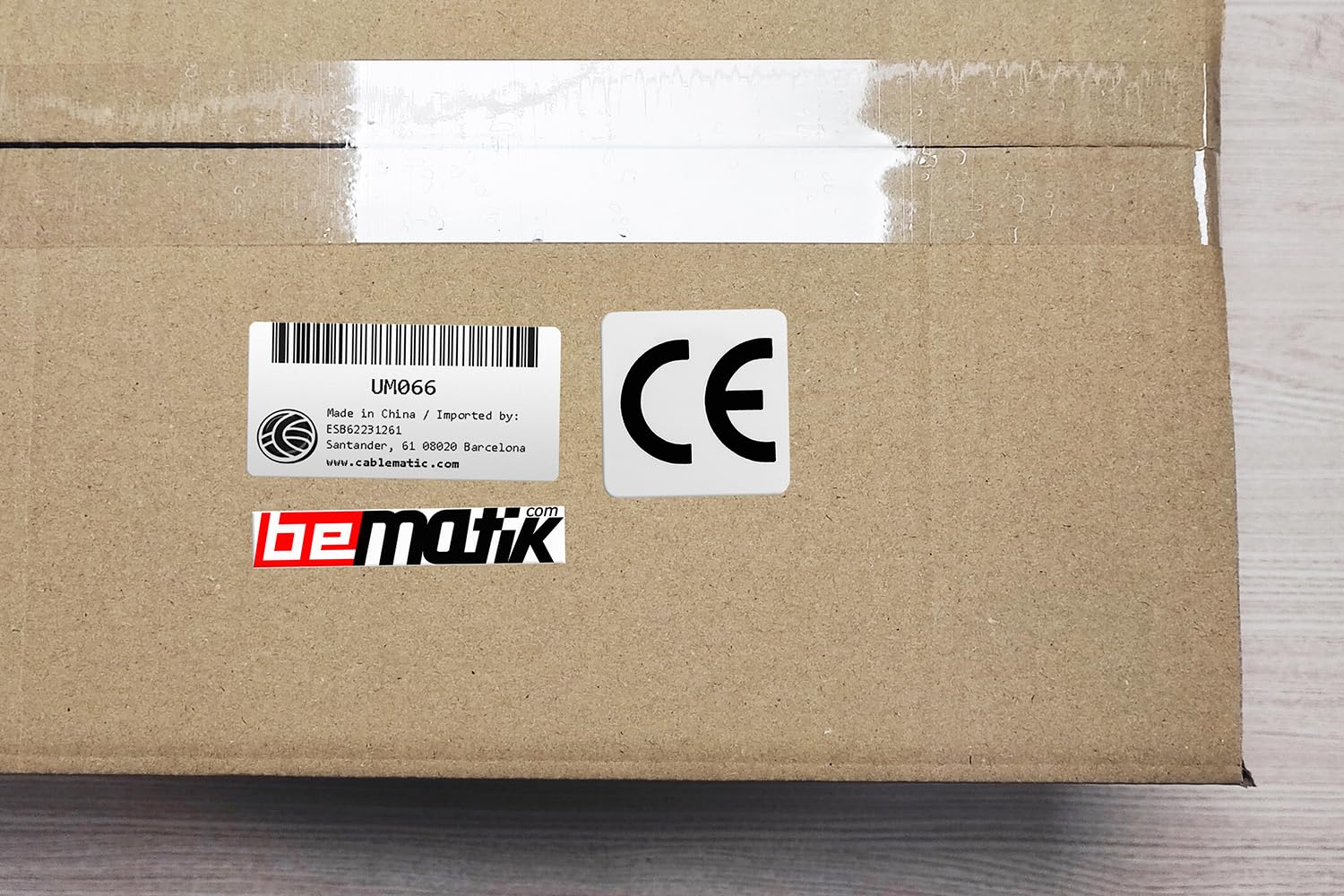 Cablematic KVM Switch HDMI Audio USB 2.0 - 1KVM to 2CPU Dual Monitor Control for Home & Office Workstations - Perfect for IT Professionals, Gamers, and Multi-Computer Users