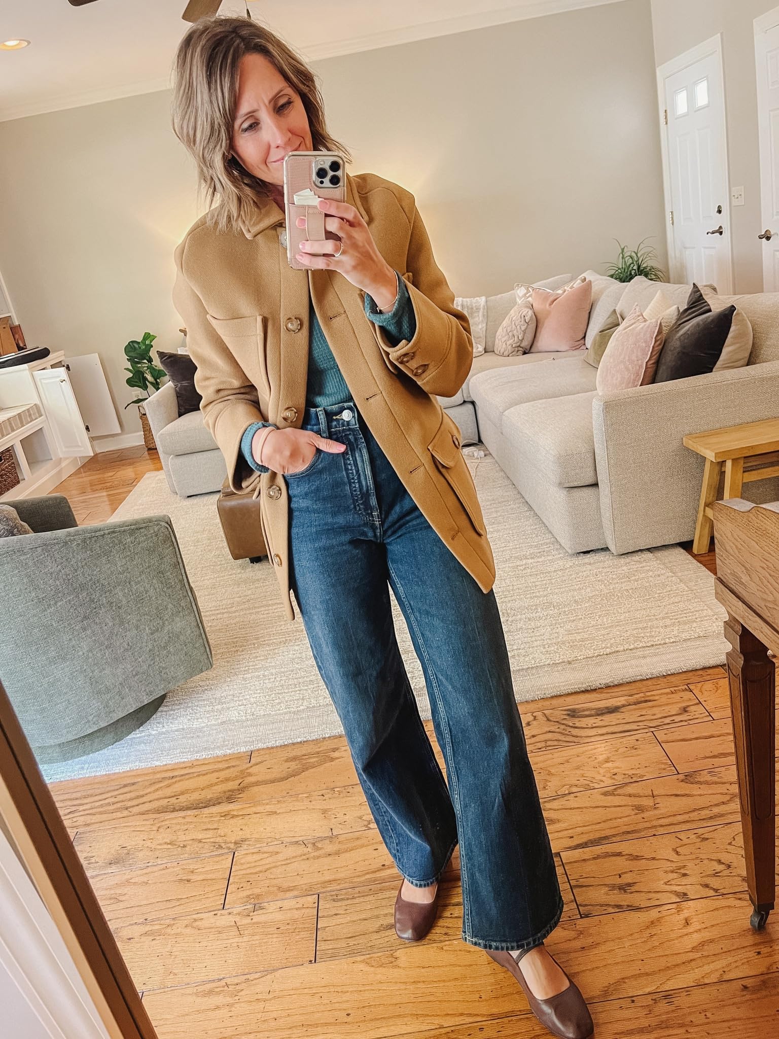 Omoone 2024 Women's Winter Wool Blend Pea Coat - Mid-Length Trench Coat with Pockets | Elegant Warm Outerwear for Office, Dating & Formal Occasions