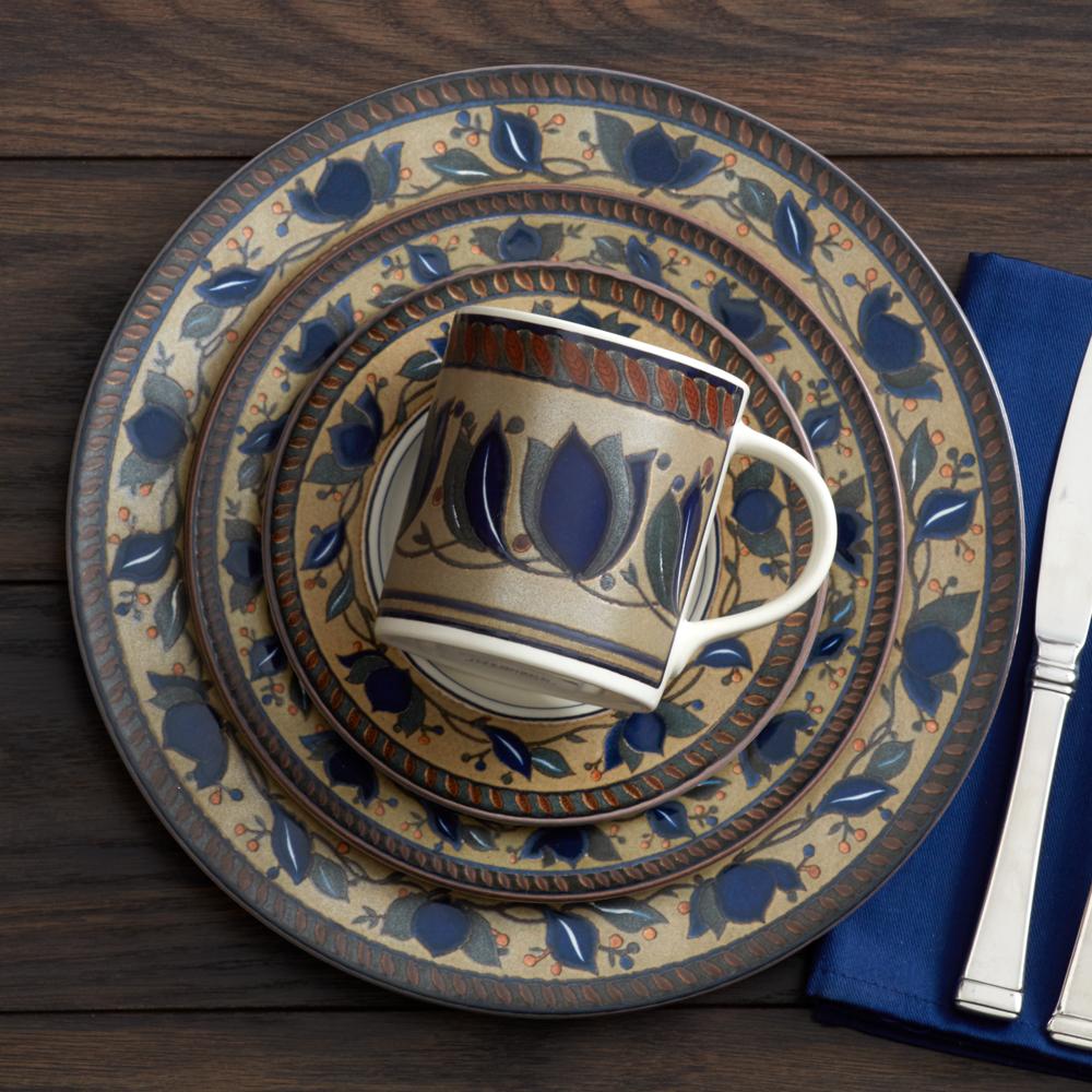 Arabella® Elegant 10-Inch Porcelain Dinner Plate Set - Perfect for Formal Dining, Wedding, and Holiday Gatherings