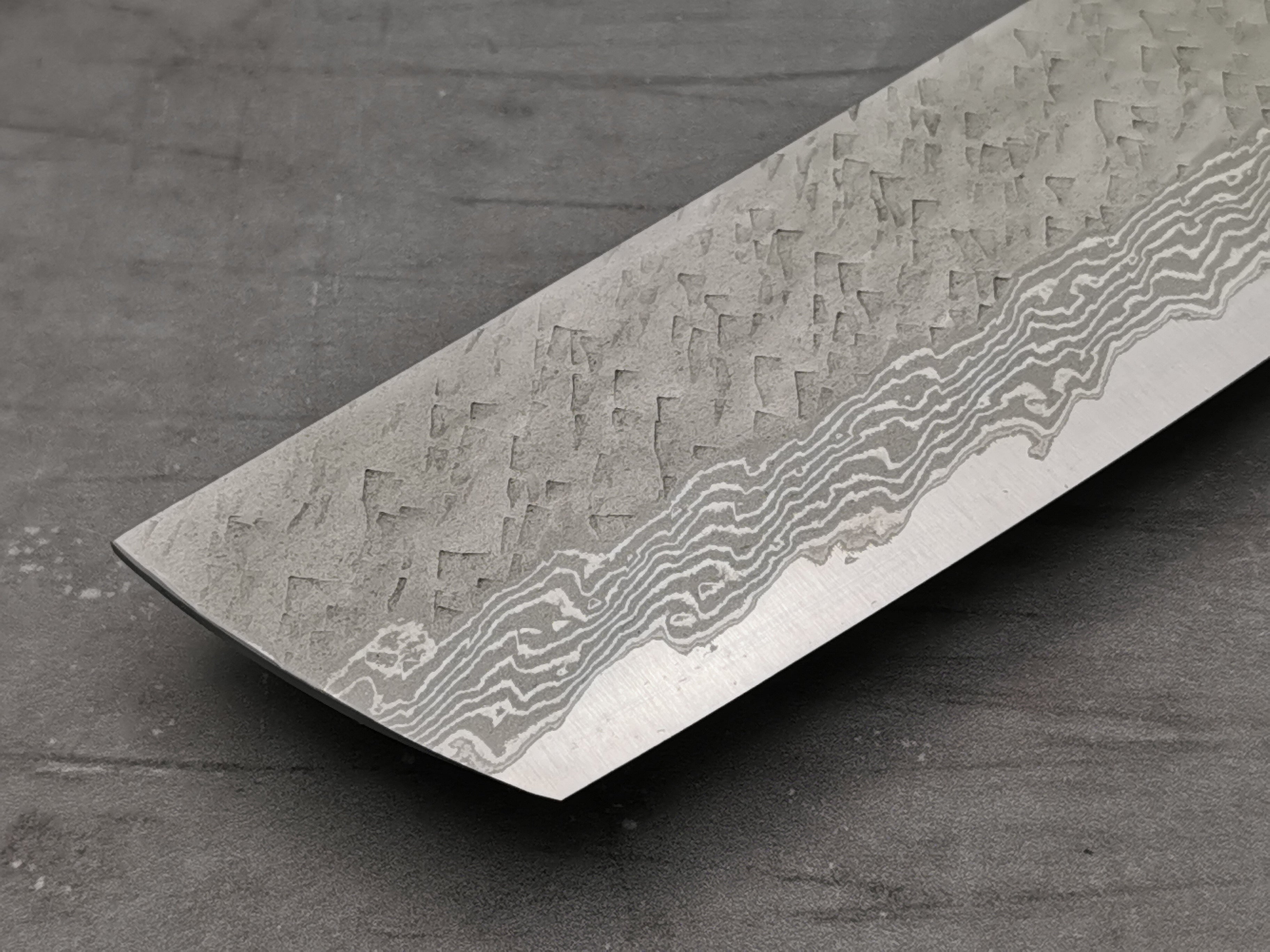 Nigara Hamono VG10 Damascus Nakiri Knife - Japanese Chef Knife for Vegetable Cutting, Slicing & Chopping - Perfect for Home Kitchen, Professional Cooking & Sushi Preparation
