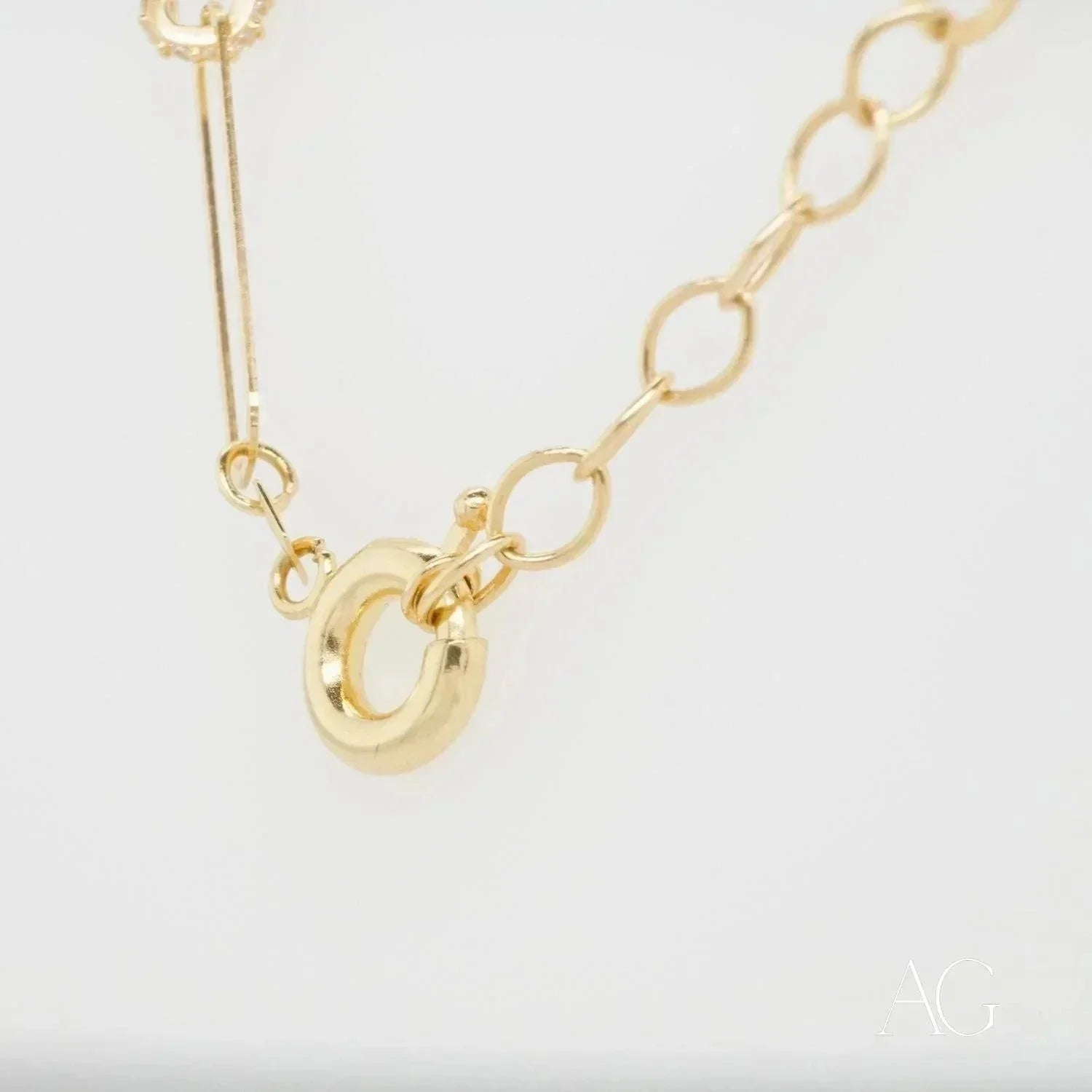 18K Gold Plated Zirconia Pendant Necklace for Women - Elegant Cubic Zirconia Jewelry Gift for Anniversary, Birthday & Special Occasions