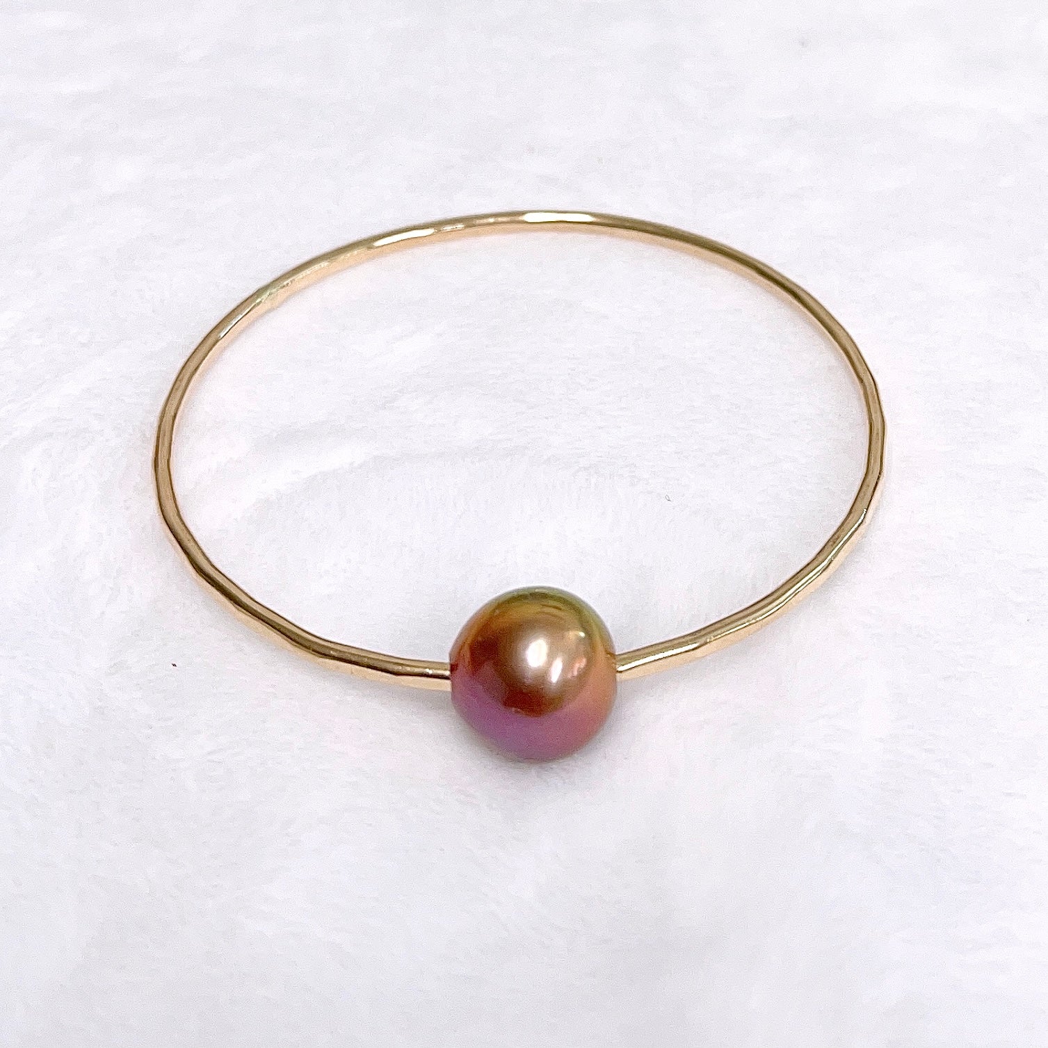 MIKA Bangle with Fireball Edison Pearl (B554) - Elegant Pearl Bracelet for Women, Perfect for Parties, Weddings & Special Occasions