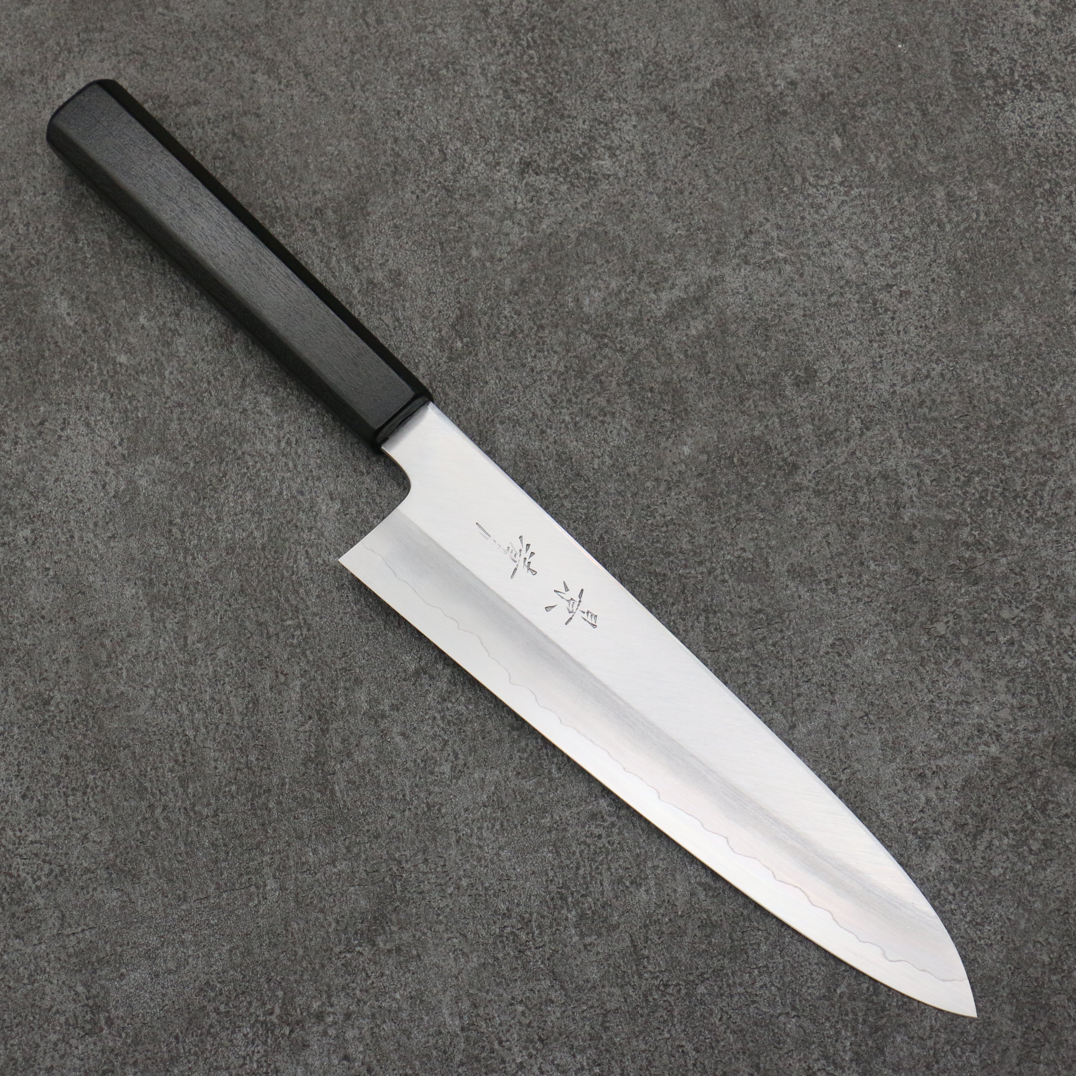 Premium Kagekiyo Silver Steel No.3 Gyuto 210mm Japanese Chef Knife - Black Lacquered Magnolia Handle for Professional Chefs & Home Cooking