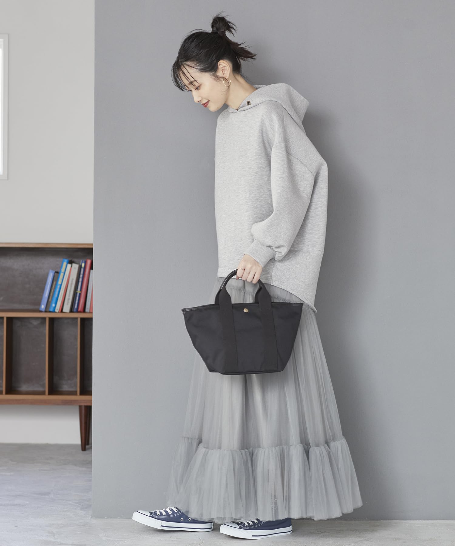 Stylish & Durable Canvas Tote Bag for Women - Eco-Friendly Reusable Shopping Bag - Perfect for Groceries, Beach, Work & Travel