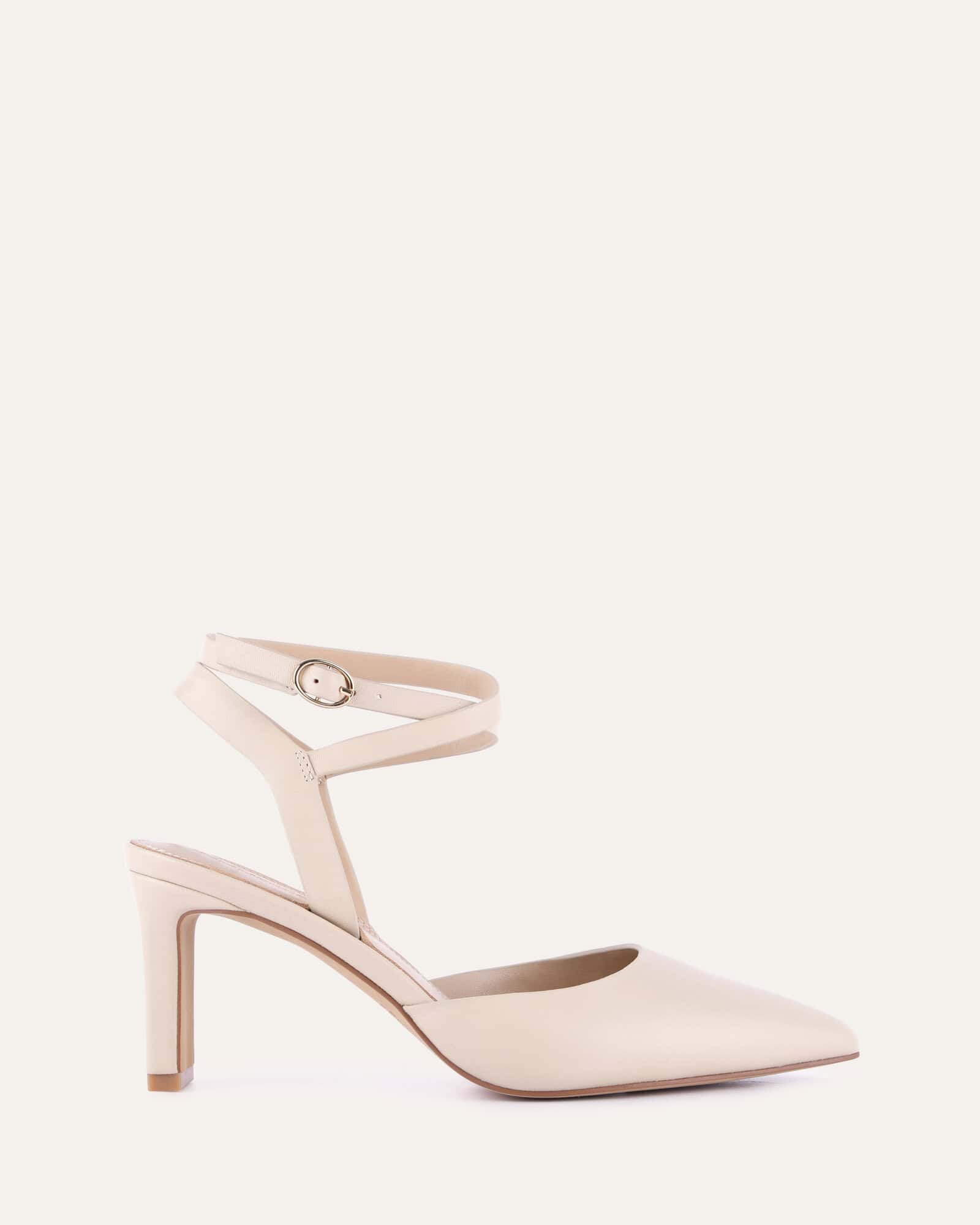SAND LEATHER