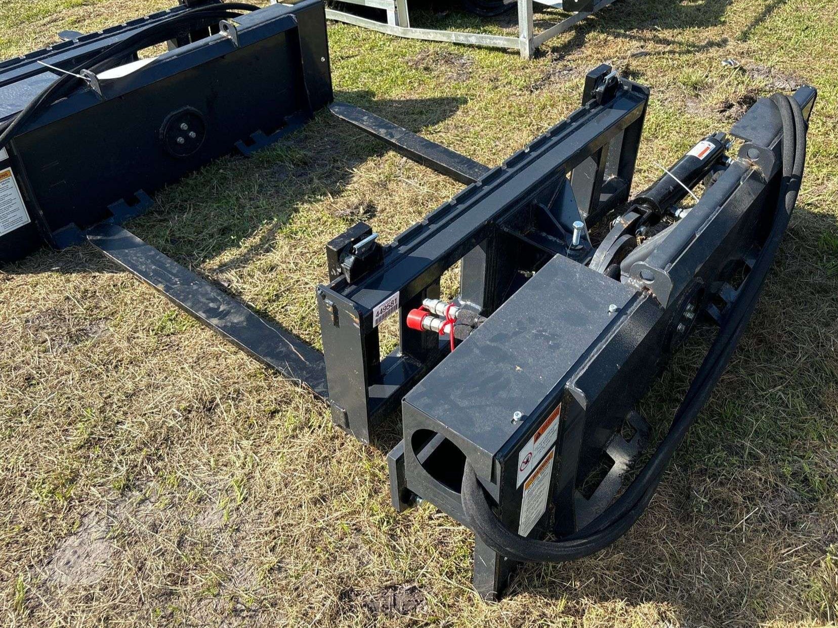 127° Rotating Skid Steer Pallet Forks - 42