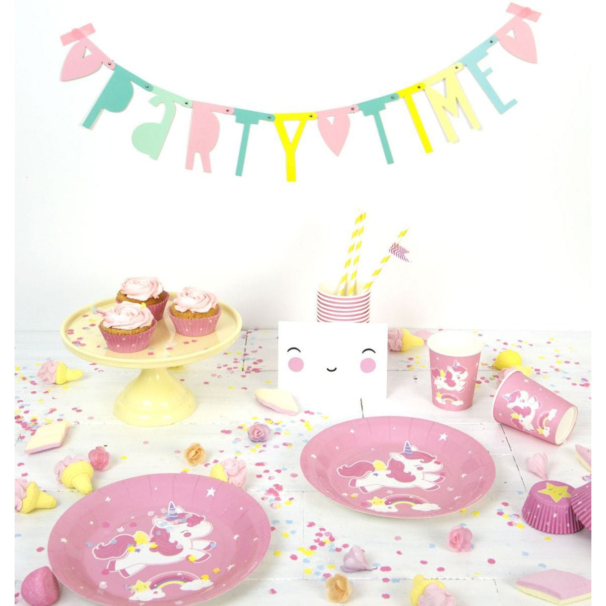A Little Lovely Company Unicorn Cupcake Cases - 100 Count Baking Liners for Birthday Parties, Baby Showers & Themed Events