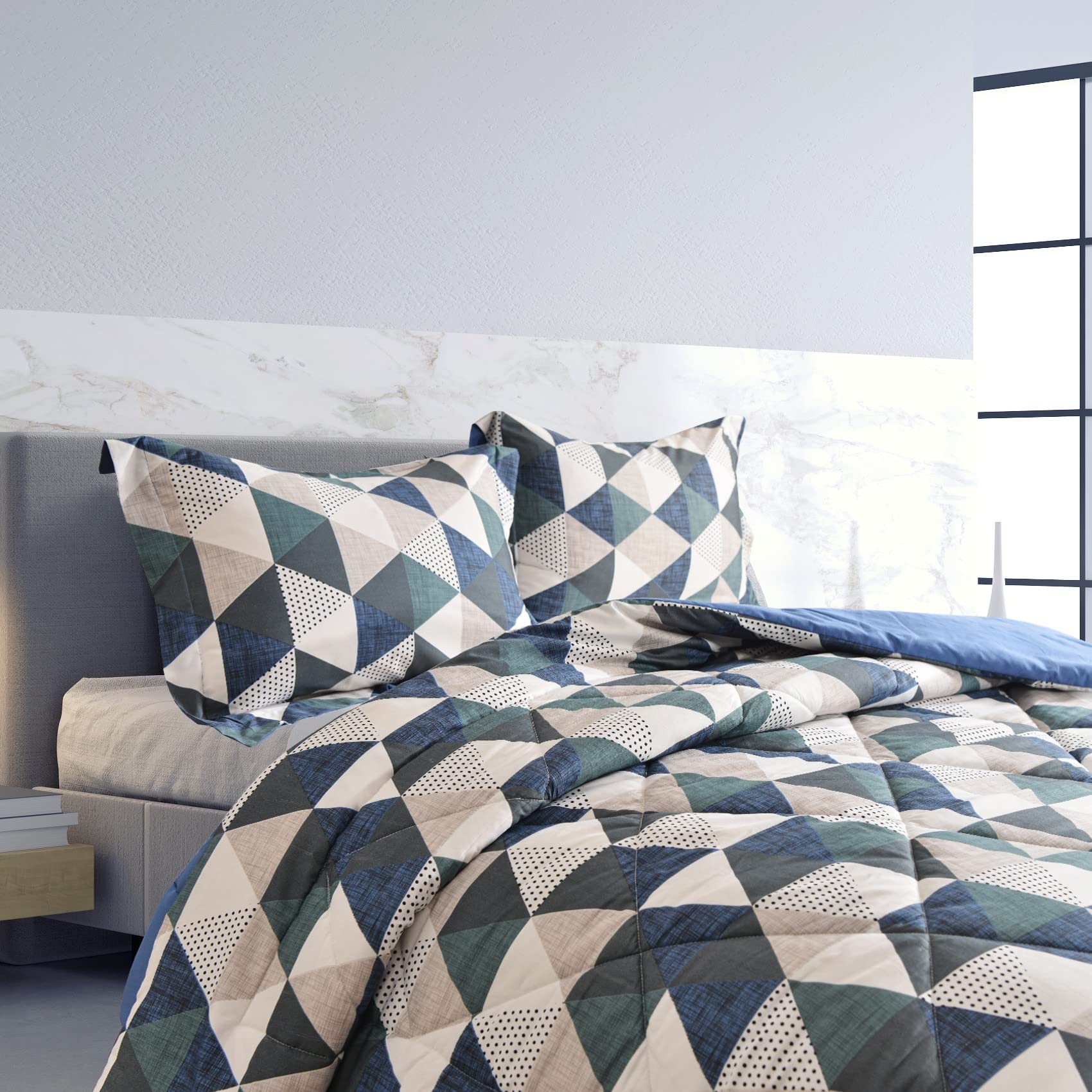 Premium Down Alternative Comforter Set - Ultra Soft Microfiber 3-Piece Bedding (1 Comforter + 2 Shams) | OEKO-TEX Certified | Full/Queen Size | Blue Floral Design | Perfect for Cozy Bedrooms & Guest Rooms