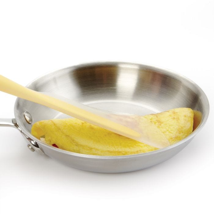 OXO Flip & Fold Omelet Turner - Stainless Steel Kitchen Spatula for Perfect Omelets, Pancakes & Eggs - Ideal for Breakfast Cooking & Non-Stick Pans