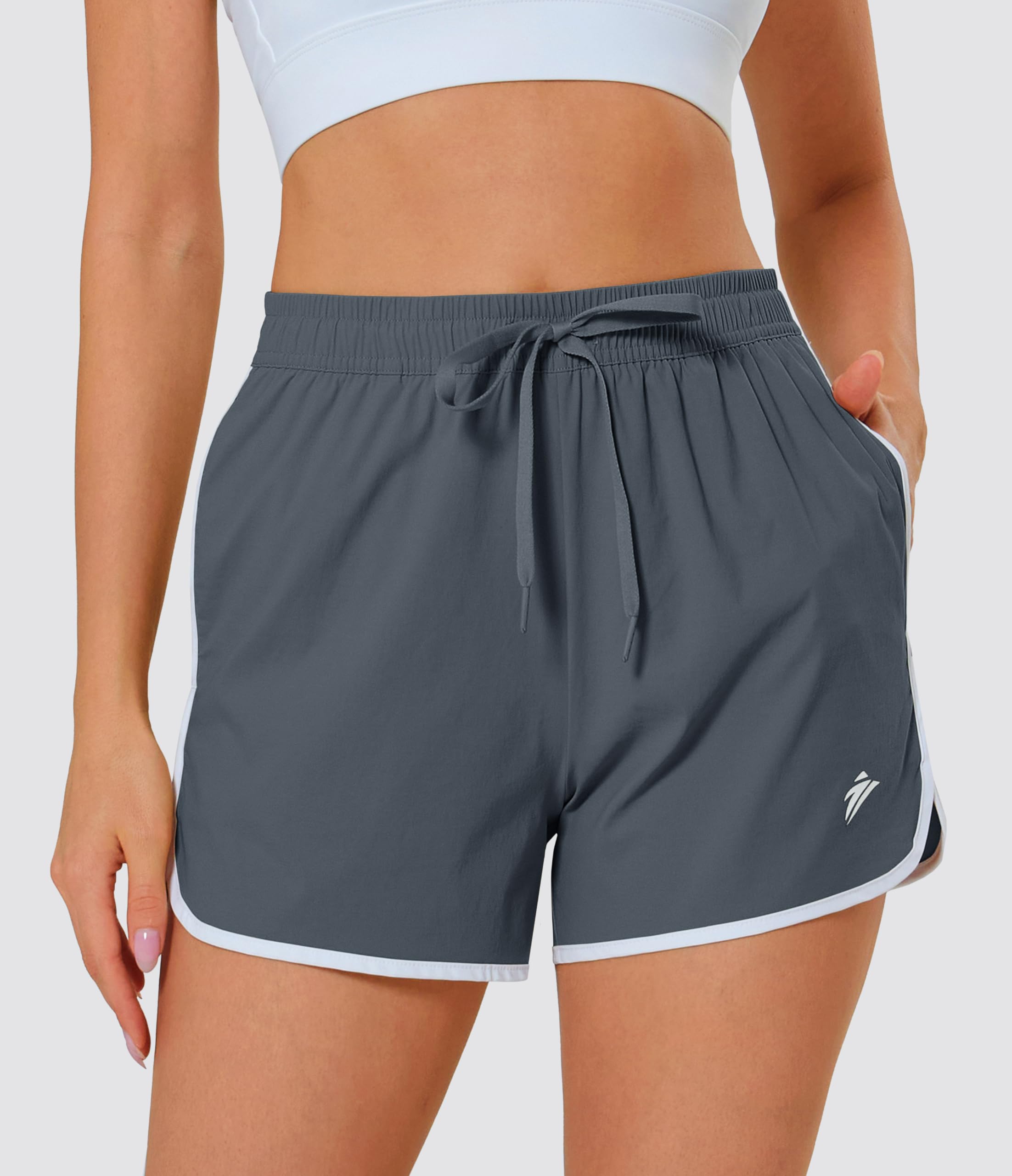 **MAGCOMSEN Women's Running Shorts with Pockets - 3.5