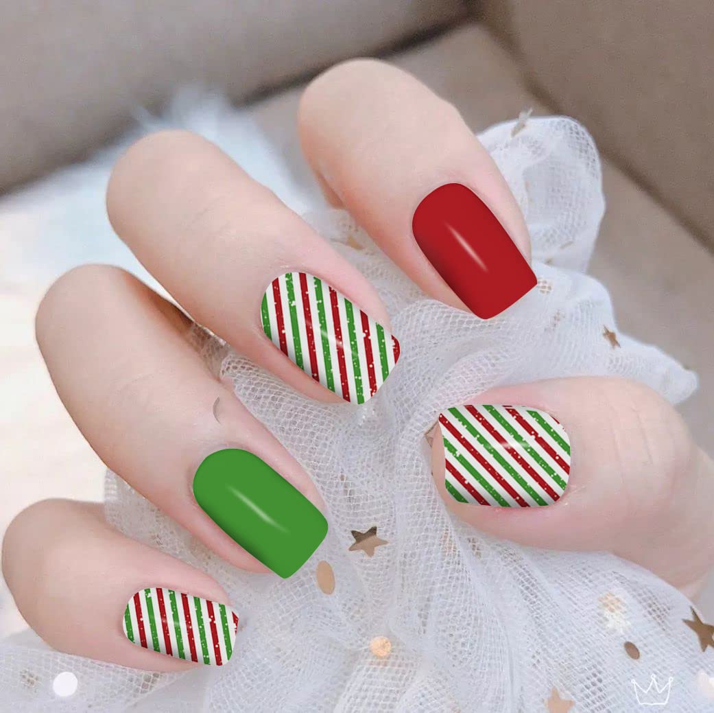 DANNEASY 224-Piece Christmas Nail Polish Strips Kit - 16 Sheets Holiday Nail Stickers, Nail Wraps & Adhesive Nail Art Decals for Women with Nail File & Cuticle Pusher (Green Series) - Perfect for Holiday Parties, Gift Giving & DIY Manicures