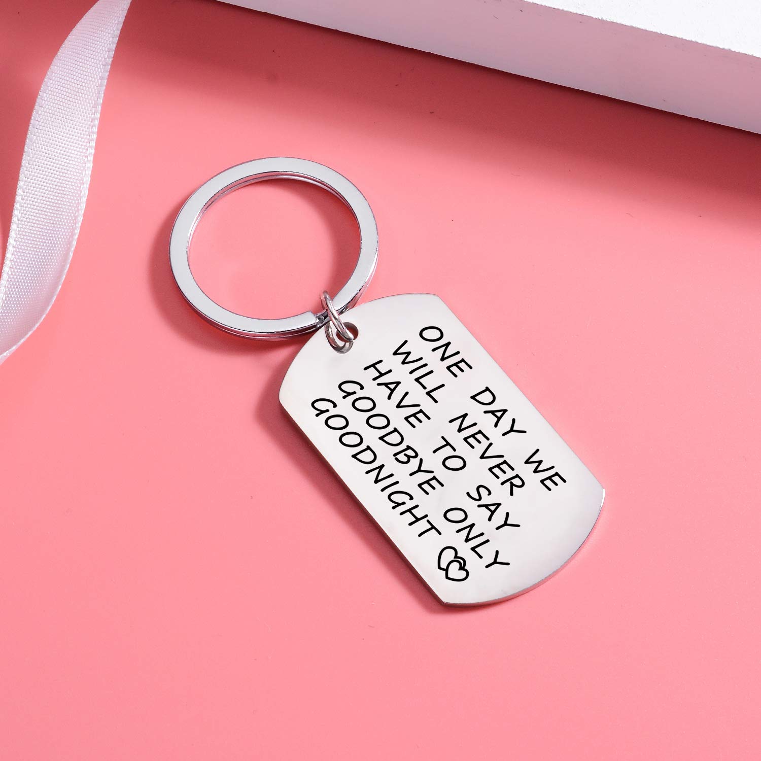 NZztont Couple Keychain - Romantic Boyfriend & Girlfriend Gifts, Husband & Wife Jewelry Keyring - Perfect for Anniversaries, Valentine's Day & Relationship Keepsakes