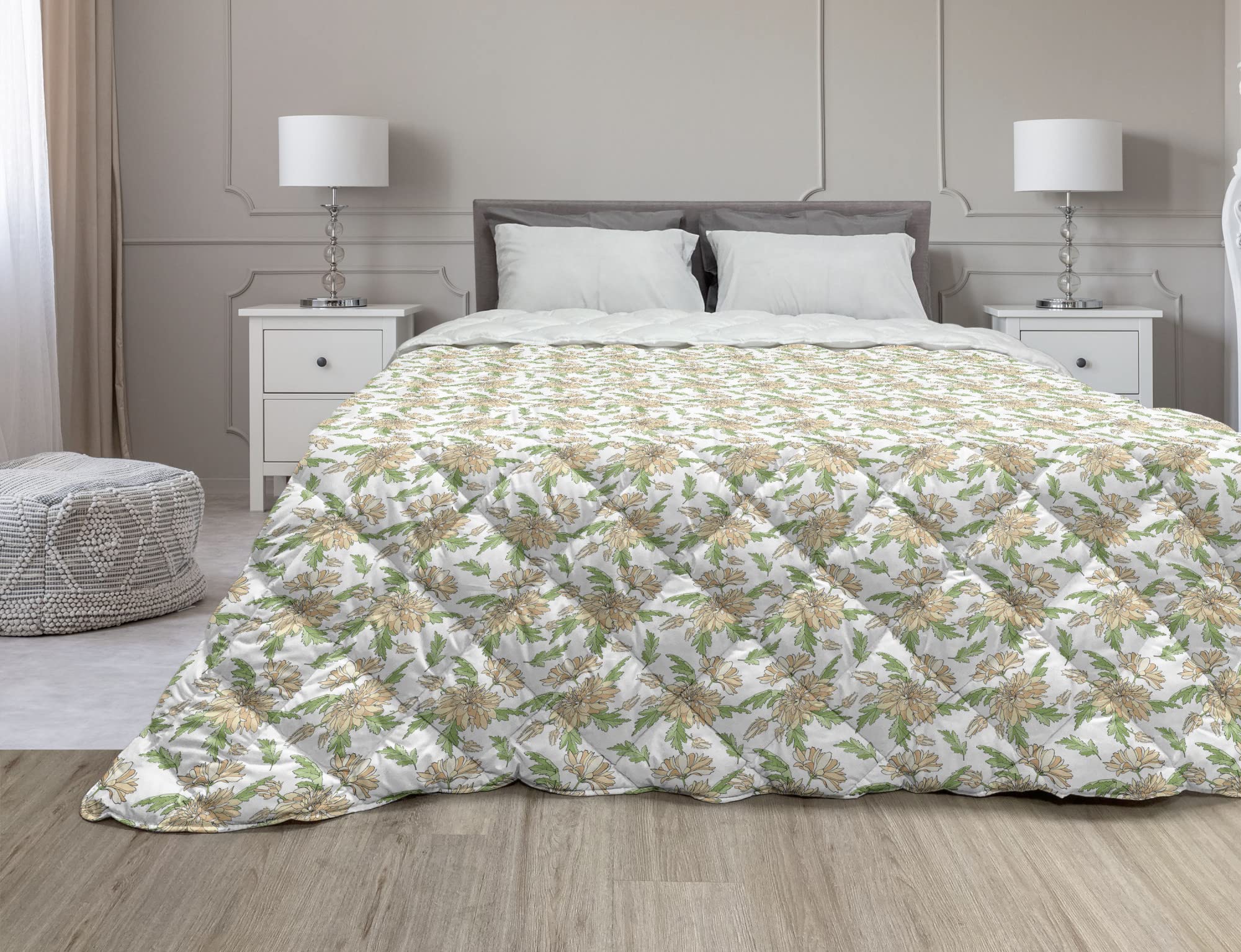 Ambesonne King Size Down Alternative Comforter - Botanical Chrysanthemum Floral Design, All Season Microfiber Quilt in White Peach & Pale Green | Perfect for Master Bedroom, Guest Room & Romantic Couples Retreat