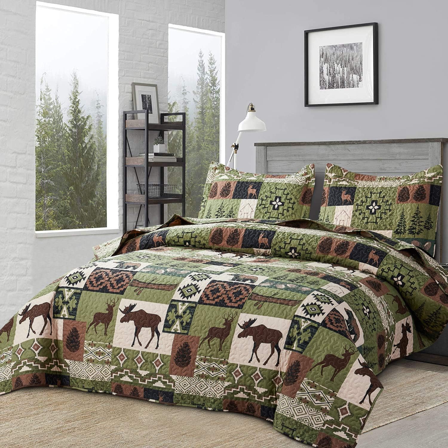 King Size Rustic Quilt Set - Reversible Bear & Moose Bedding for Cabin Decor