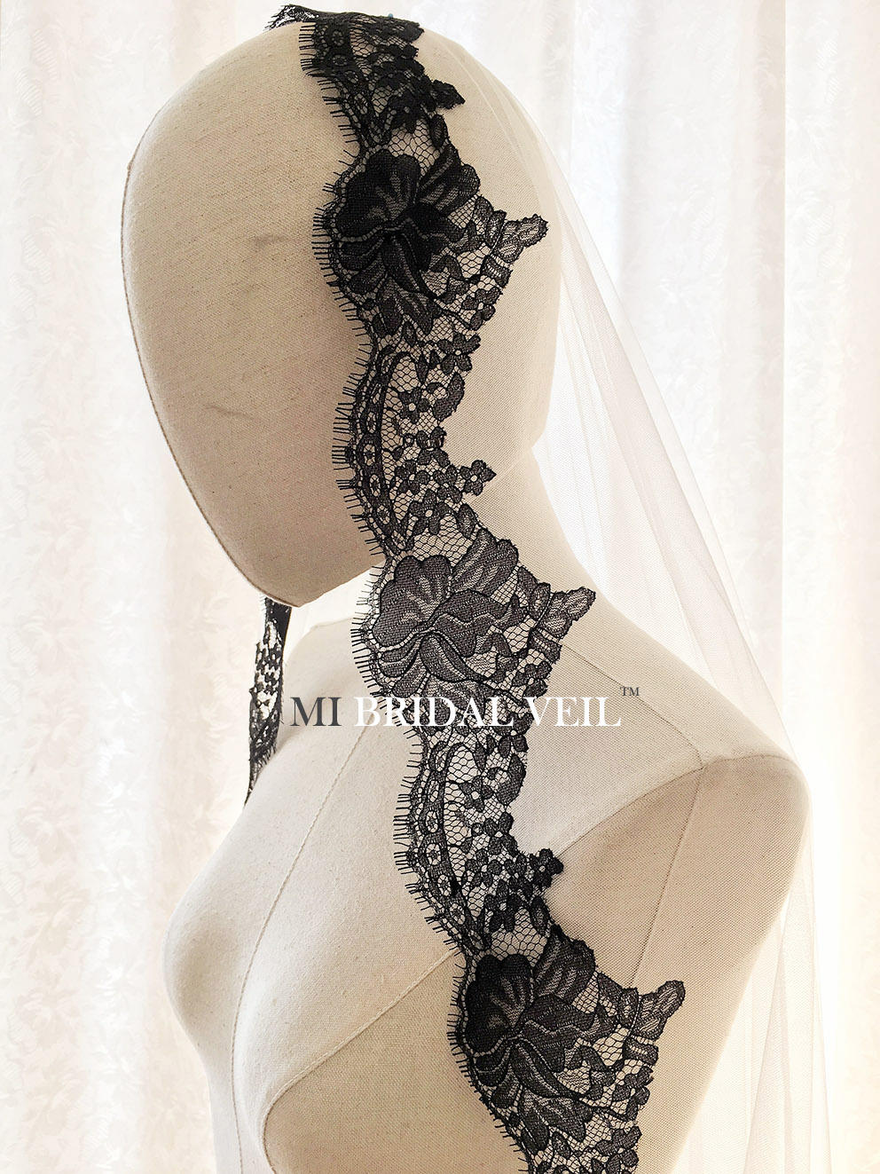 Spanish Mantilla Wedding Veil - Elegant Lace Bridal Veil with Blusher for Church Ceremony | Black Cathedral Length Wedding Veil for Bride | Perfect for Traditional Spanish Weddings, Catholic Nuptials & Formal Occasions