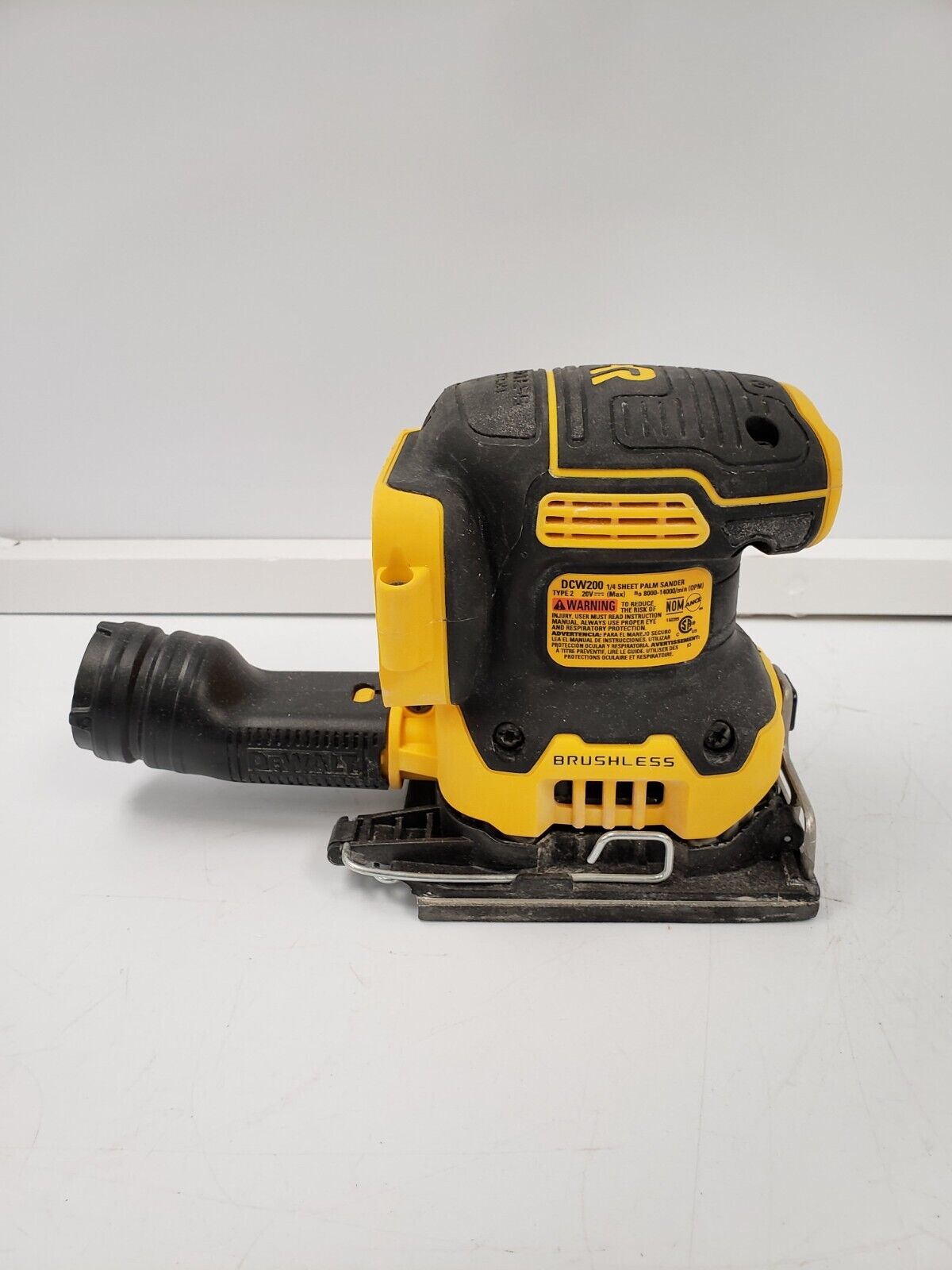 DEWALT DCW200 5-Inch Random Orbit Sander with Dust Extraction - Power Tool for Woodworking, Sanding & Finishing - Perfect for DIY Projects & Professional Use