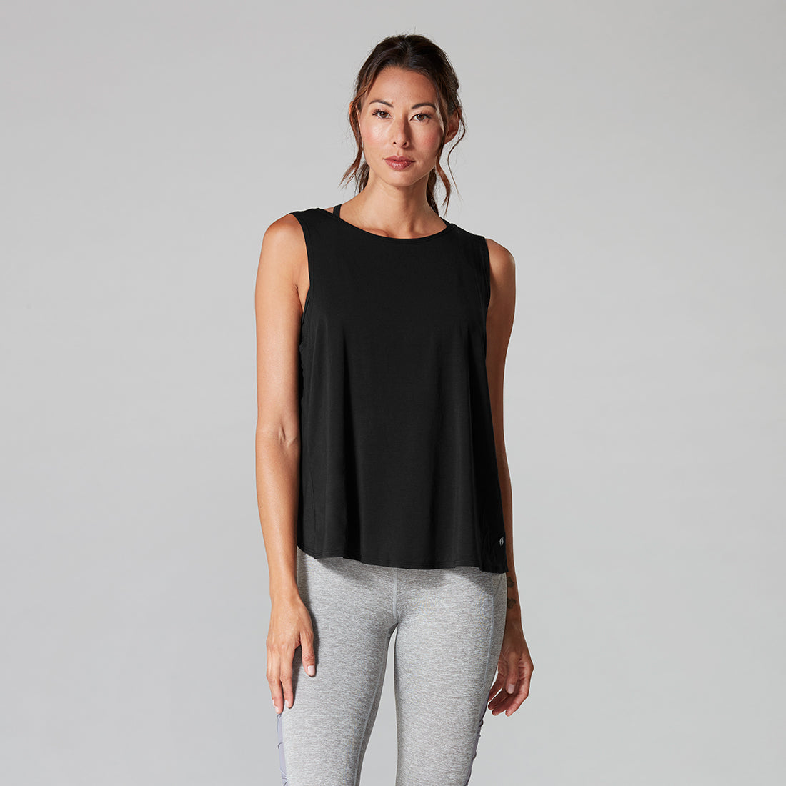 Tavi Noir Women's Twist Back Tank Top - Stylish & Comfortable Summer Casual Wear for Outfits, Beach, and Travel