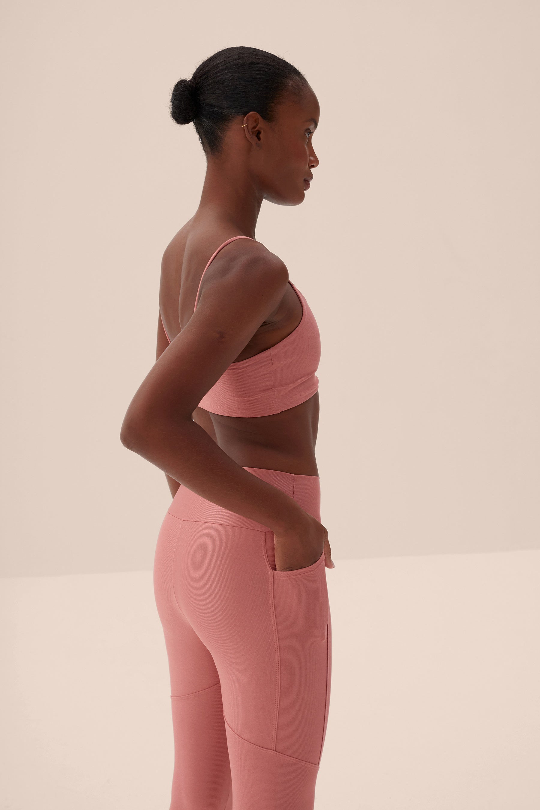 Allure® Adaptiv Leggings - High Waist Yoga Pants for Women, Stretchy Workout Leggings with Pockets, Comfortable Tummy Control & Squat Proof - Perfect for Yoga, Gym, Running & Lounge Wear