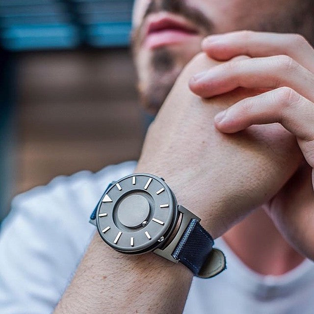 Eone The Bradley Canvas Watch - Minimalist Analog Watch for Men & Women - Stylish Waterproof Wristwatch for Business, Casual & Outdoor Activities