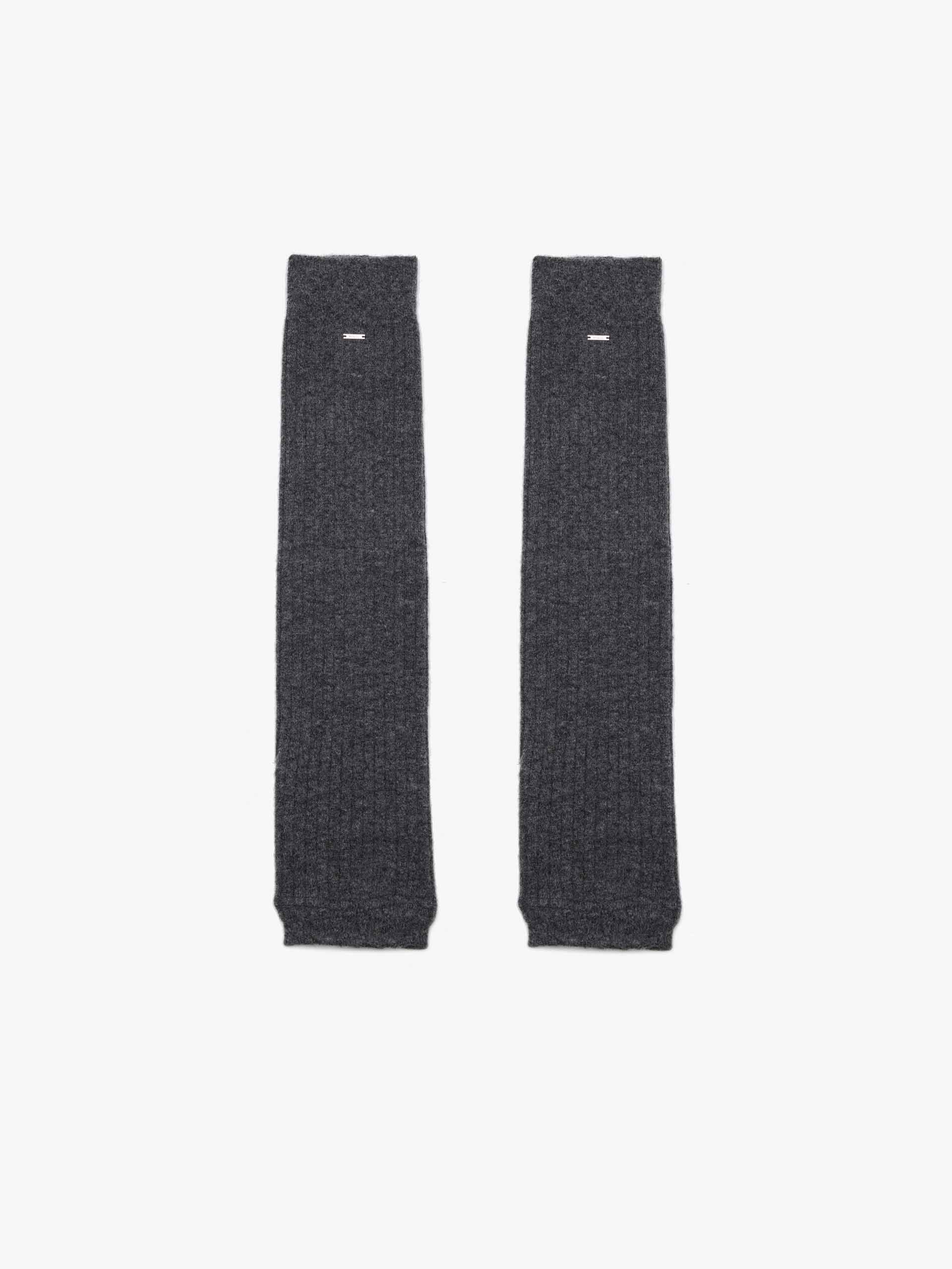 Vintage Metal Patch Leg Warmers for Women - Stylish & Comfortable Winter Accessories for Dance, Yoga, and Cold Weather Fashion