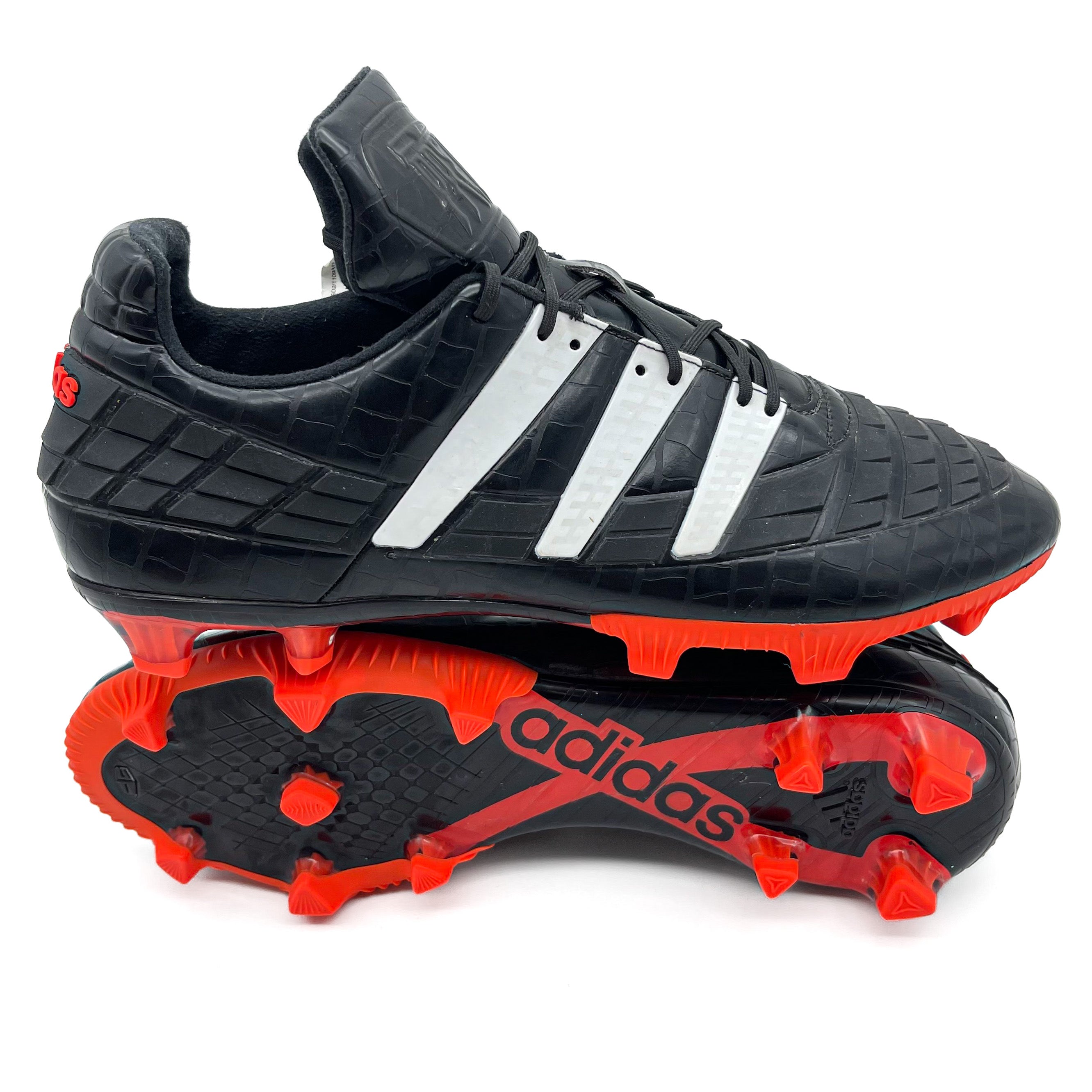 Adidas Predator 1994 Remake Soccer Cleats - Classic Retro Football Shoes for Men - Perfect for Training, Matches & Vintage Sports Collections