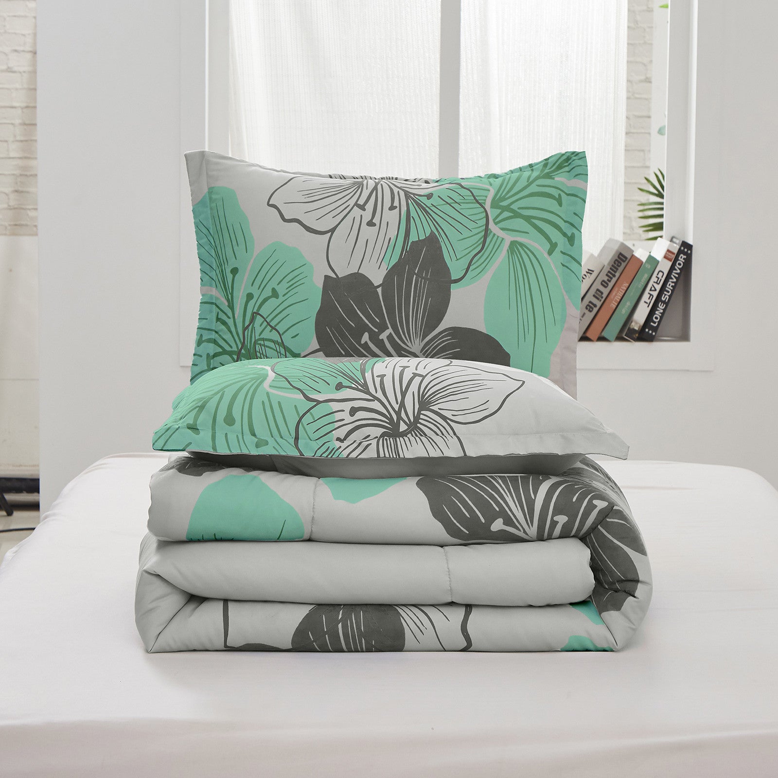 King Size Floral Comforter Set - 3 Piece Green Floral Bedding in Lightweight Microfiber | Perfect for Master Bedroom, Guest Room & Cozy Home Decor
