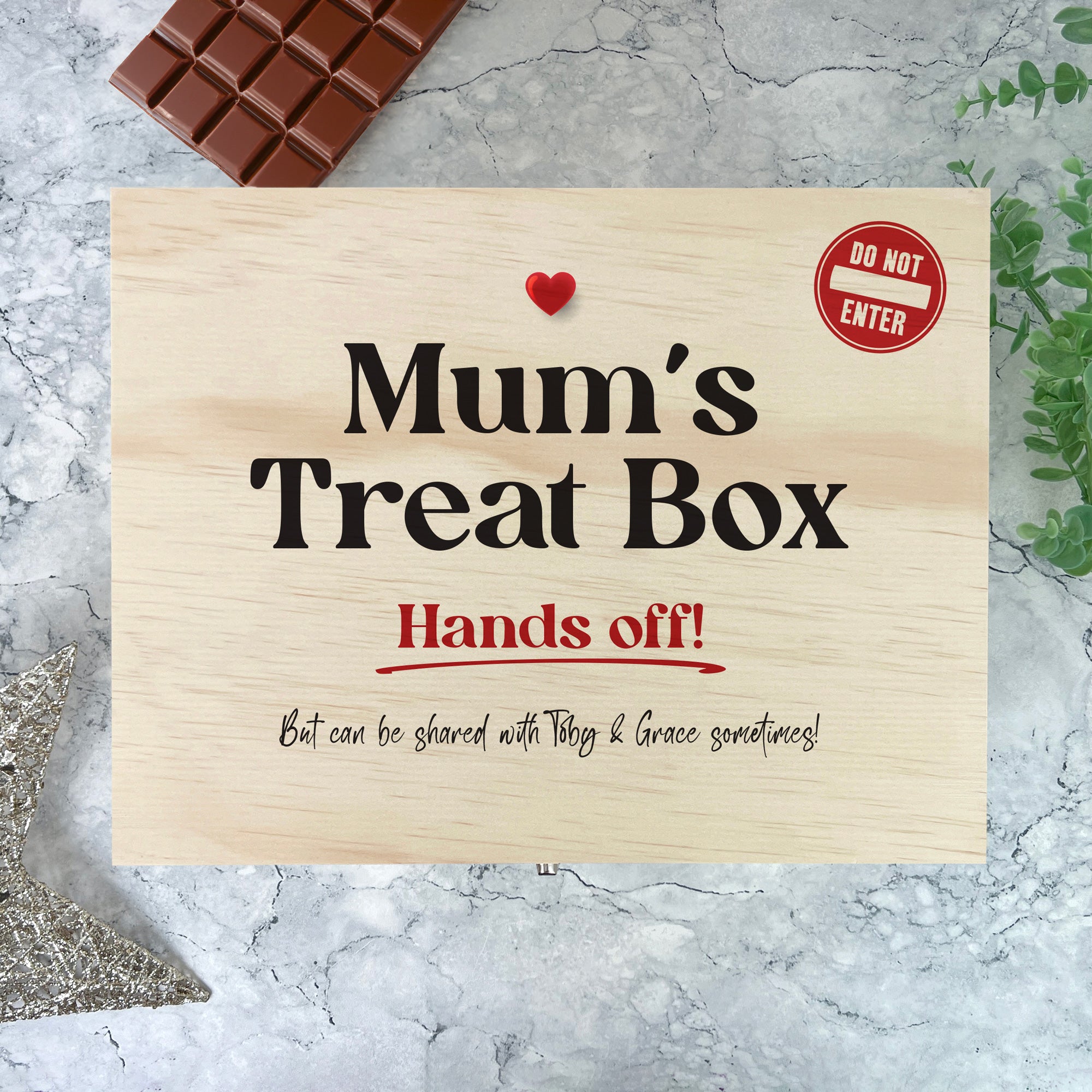 Personalized Mother's Day Chocolate Gift Box - Custom Snack Hamper for Mom (5 Sizes: 16cm, 20cm, 26cm, 30cm, 36cm) - Perfect for Birthday, Anniversary & Thank You Gifts