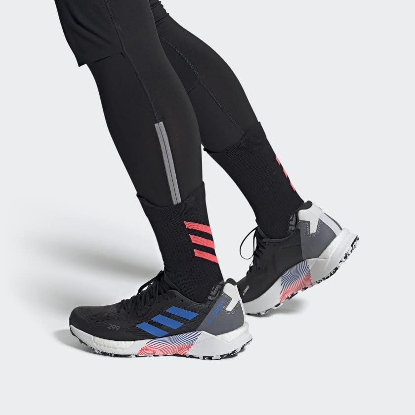 adidas Men's Terrex Agravic Ultra Trail Running Shoes - Lightweight Hiking Sneakers for Outdoor Adventures, Beige | Perfect for Trail Running, Hiking & Mountain Climbing