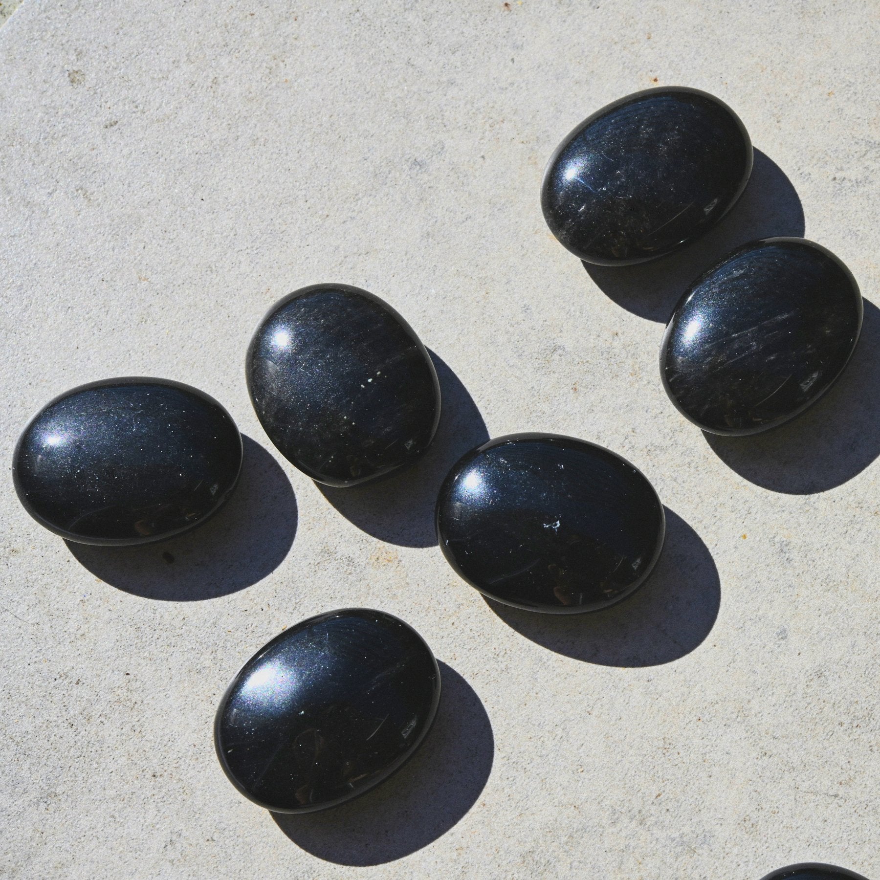 Black Obsidian Palm Stone - Healing Crystal for Stress Relief, Anxiety & Meditation | Perfect for Reiki, Chakra Balancing & Spiritual Practices