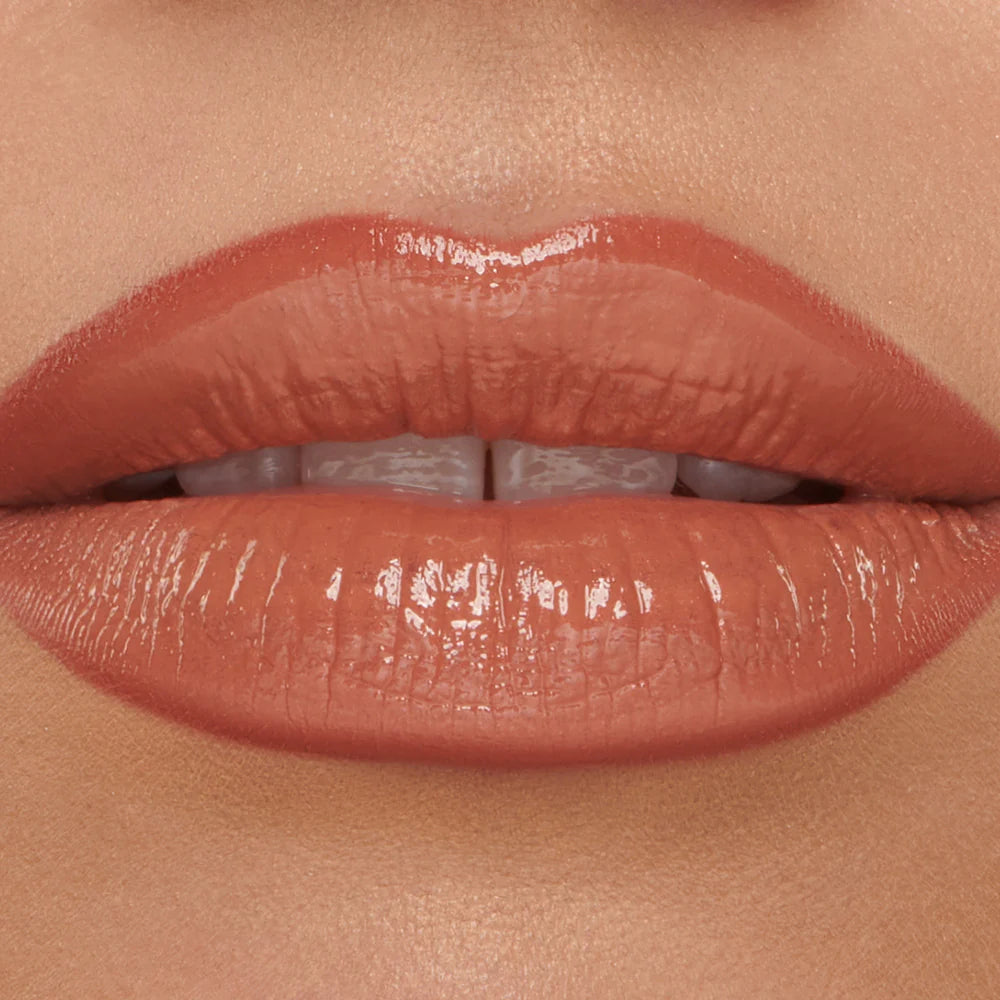 Anna Marti Cosmetics Velvet Lip Gloss - Hydrating Matte Liquid Lipstick, Long Lasting & Non-Sticky, Vegan & Cruelty Free (Perfect for Date Night, Parties & Everyday Wear)