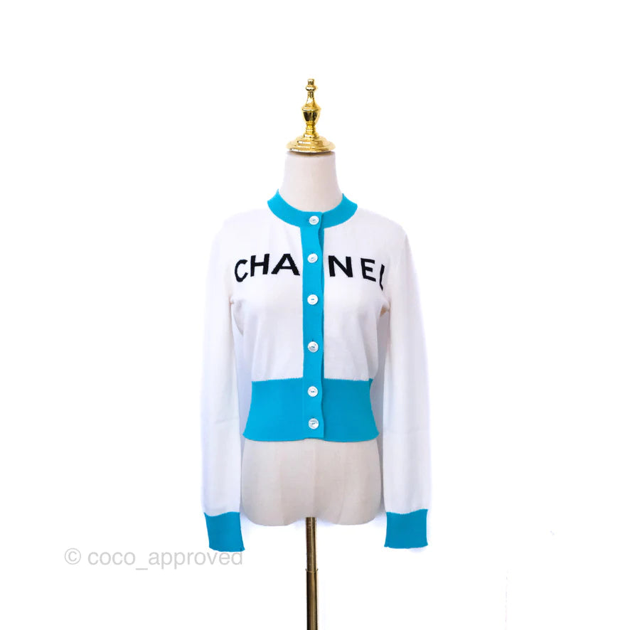 Chanel Two-Tone Cashmere Cardigan - Runway 2019 Spring/Summer Collection - Size 34 - Luxury Women's Knitwear for Office & Evening Events