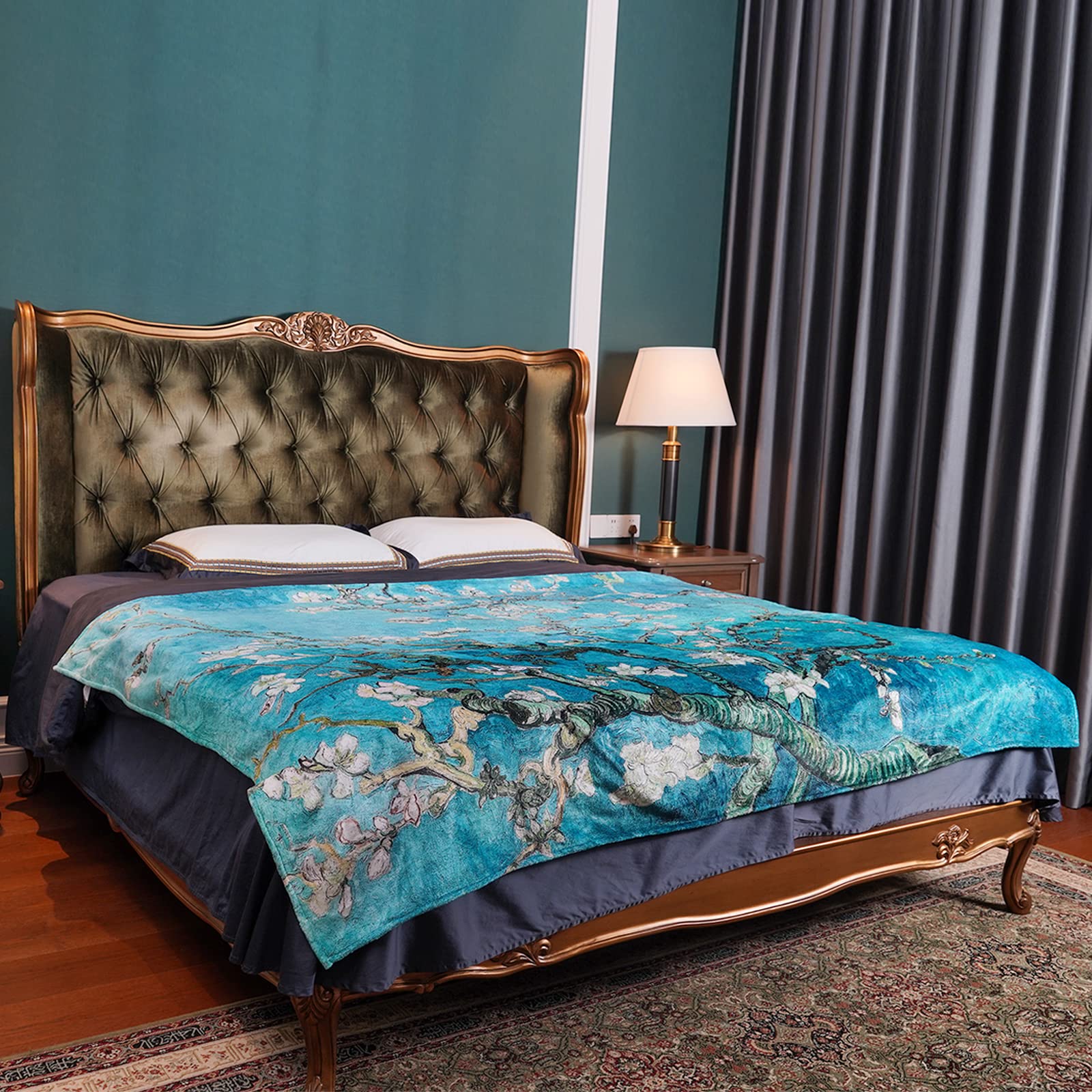 Japanese Art Throw Blanket - The Great Wave Off Kanagawa Flannel Fleece Blanket | Super Soft & Warm for Bed, Couch & Sofa | Plush Blanket for Kids & Adults | Perfect Gift | 80x60 Inch | Ideal for Home Decor, Cozy Evenings & Winter Comfort