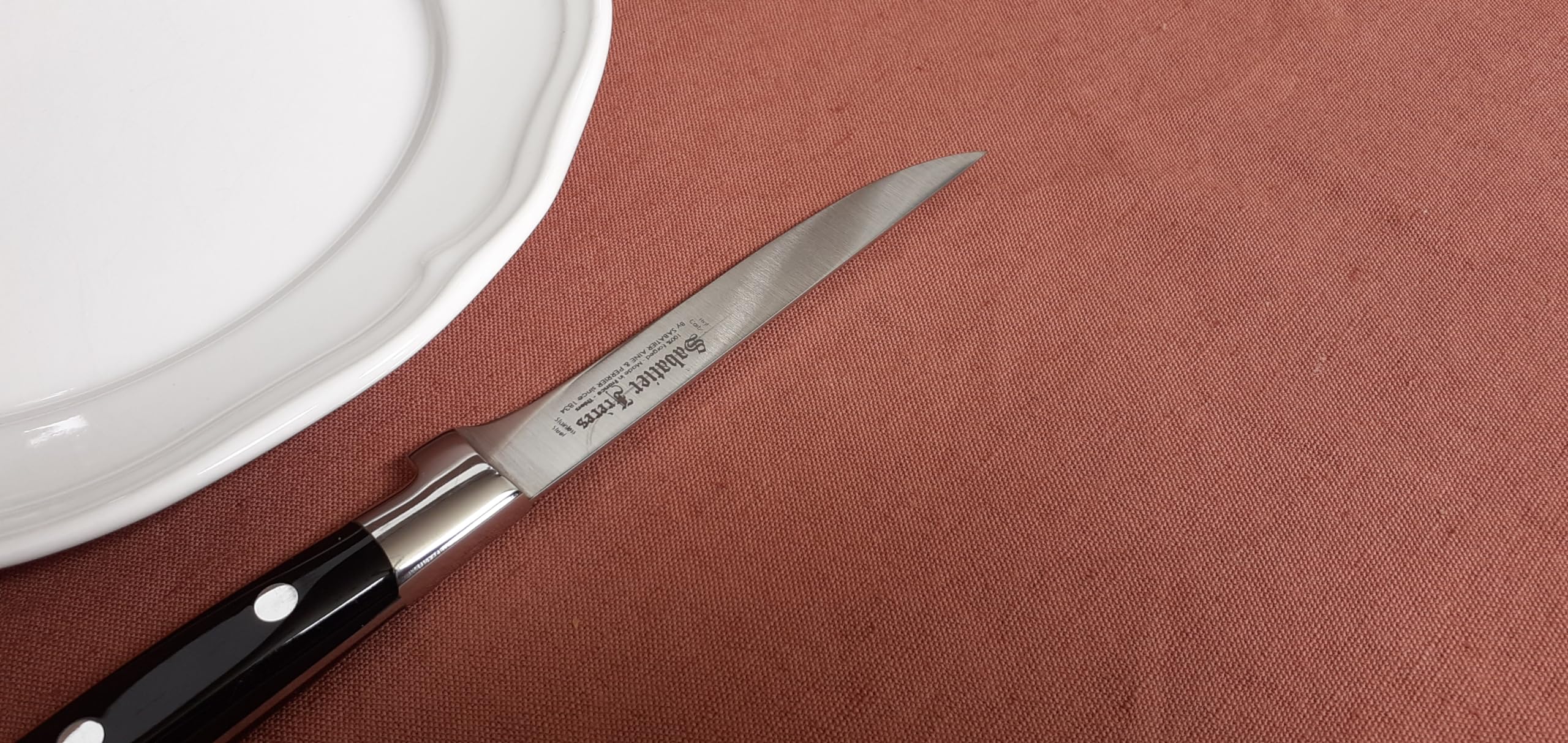 Premium Prince Gastronome Sabatier Steak Knife Set - 4-Piece High-Quality French Steak Knives in Elegant Wooden Gift Box, Handcrafted in Thiers France Since 1834 - Perfect for Steak Dinners, BBQ Parties & Gourmet Dining Experiences