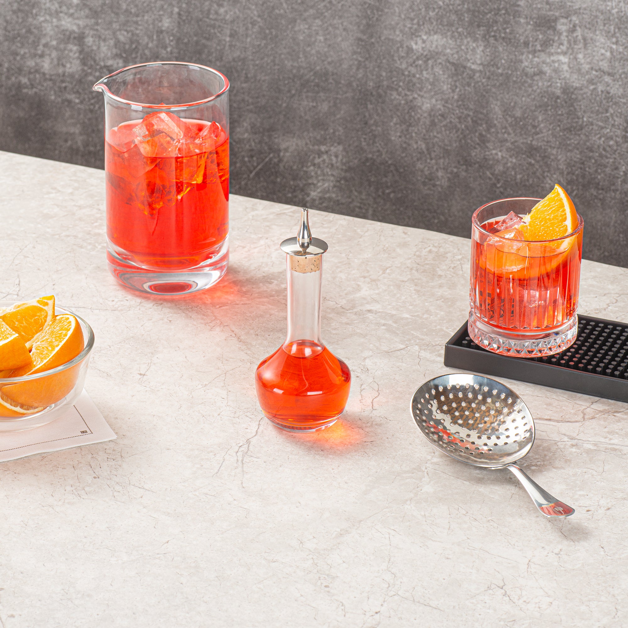 Premium 4 oz Glass Bitters Bottle with Silver Dasher - Modern Bar Accessory for Cocktails & Mixology - 5.75
