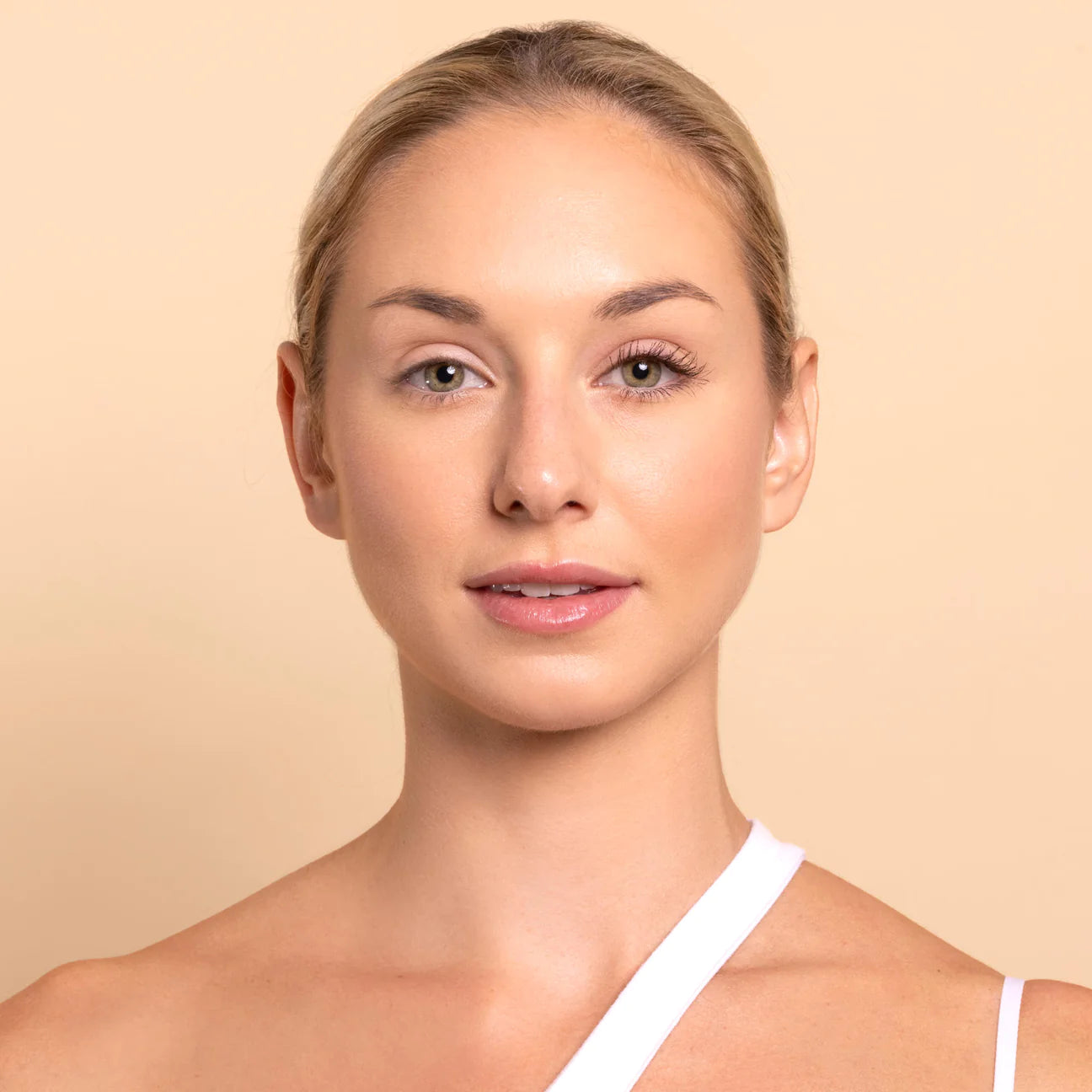 Eyes That TOK – Volumizing & Lengthening Mascara for Dramatic Lashes | Perfect for Day to Night Makeup Looks