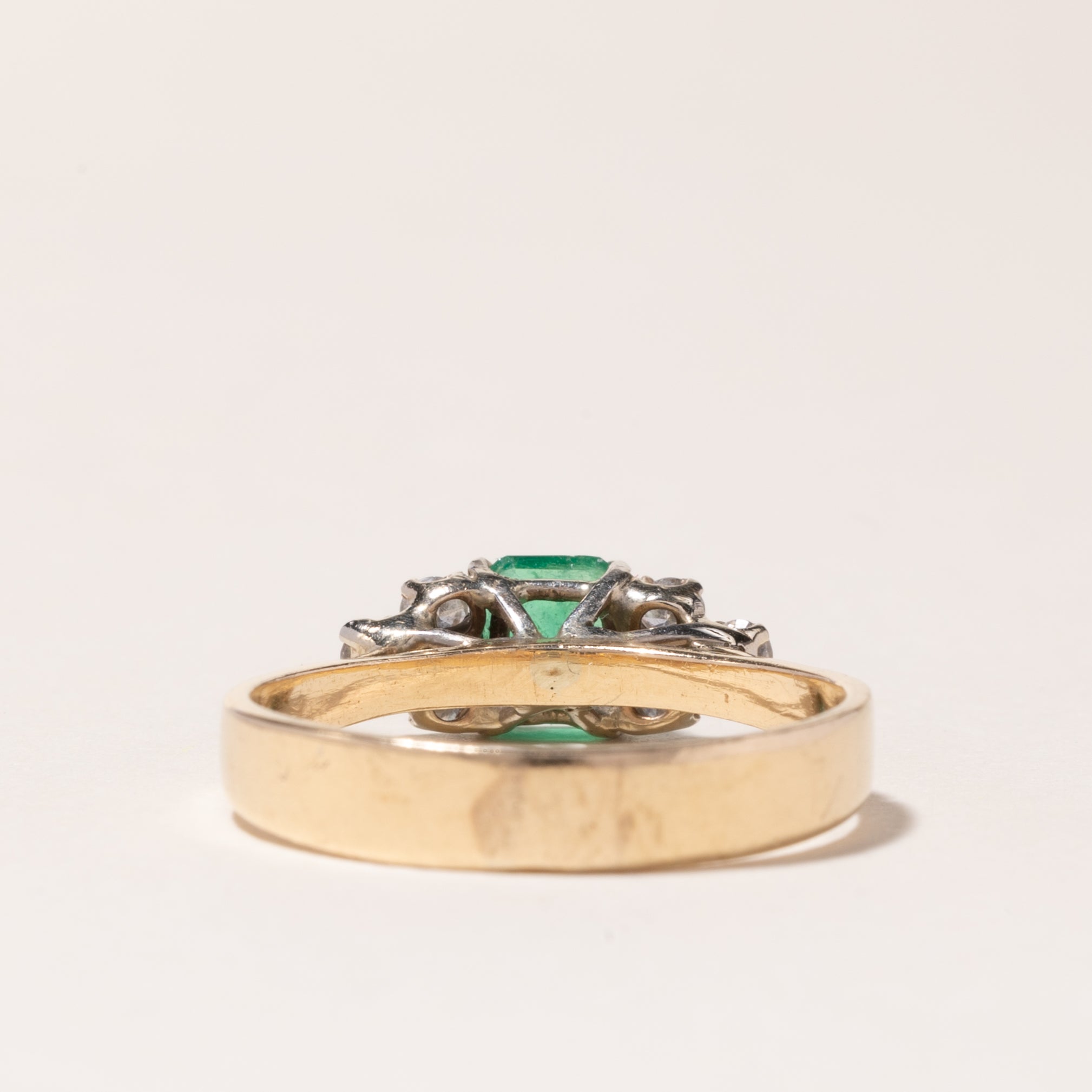 14K Emerald and Diamond Accented Ring - 0.60ct Emerald & 0.24ctw Diamonds - Size 8 - Elegant Wedding, Engagement, and Anniversary Jewelry Gift for Women