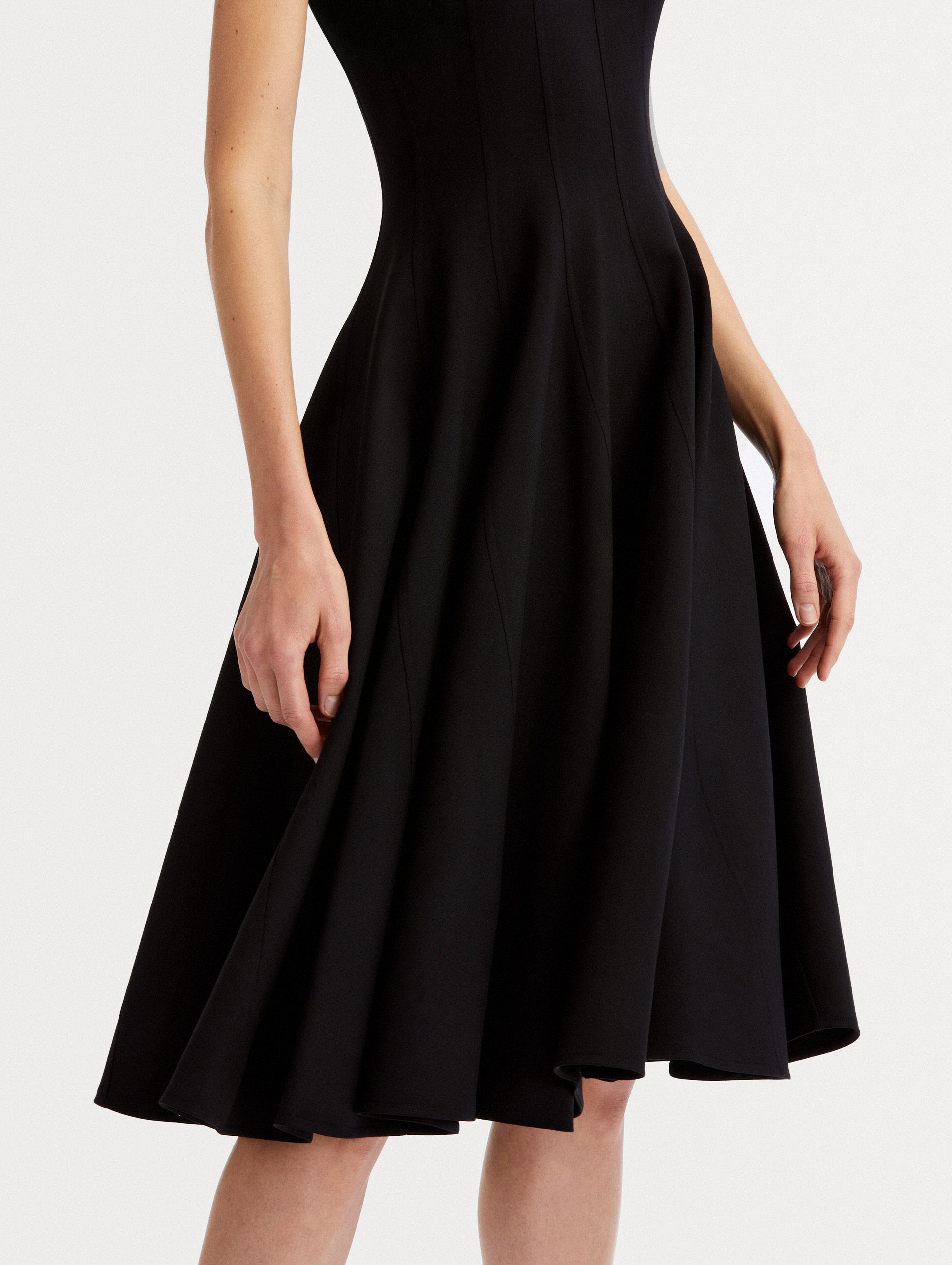 Elegant Curved Seam Detail Dress for Women - Perfect for Office, Party & Special Occasions | Flattering Fit & Stylish Design