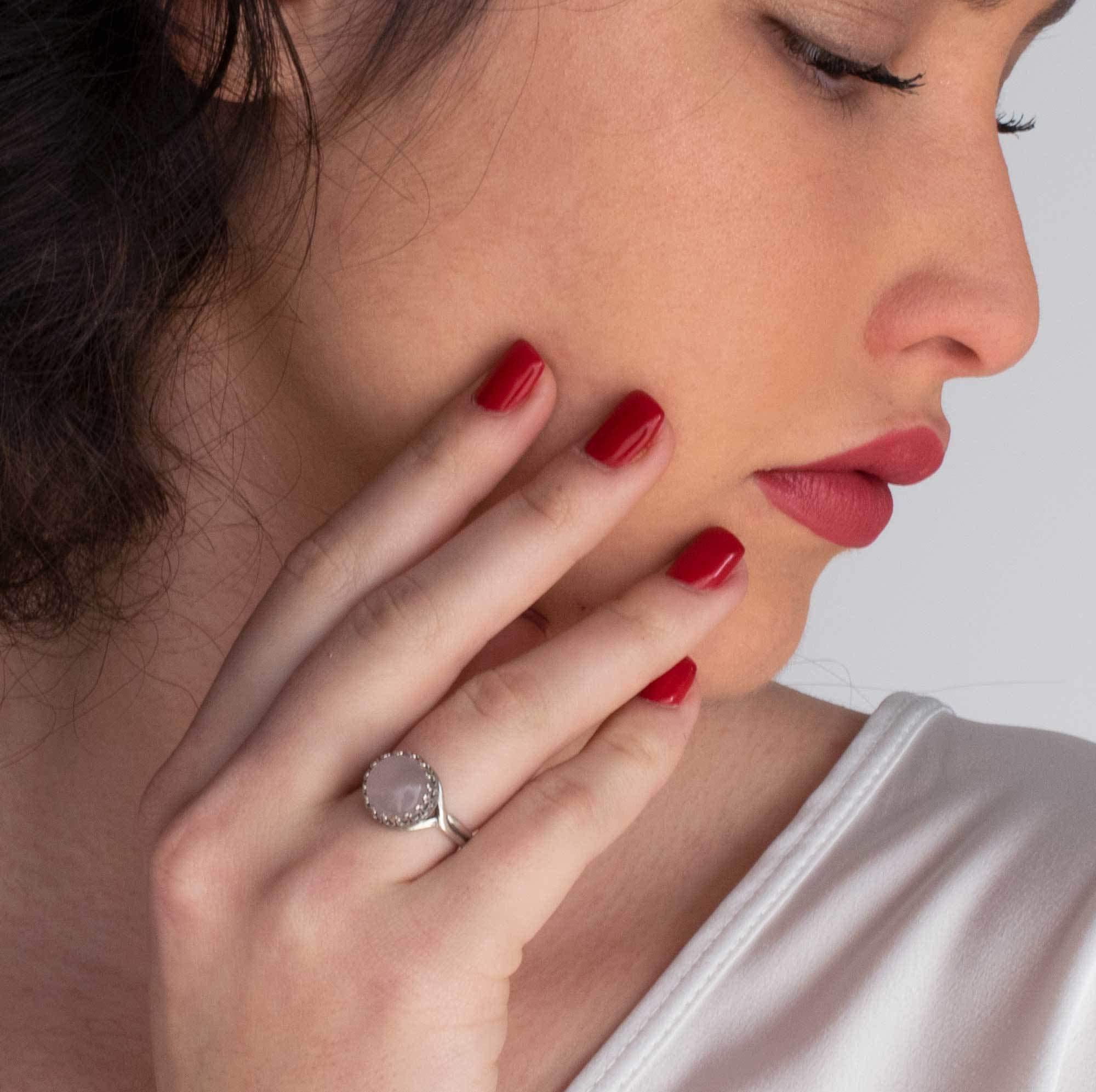 925 Sterling Silver Rose Quartz Rings for Women - Elegant Dainty Anniversary Bands - Healing Crystal Jewelry Gift for Her - Perfect for Valentine's Day, Wedding, Birthday & Special Occasions