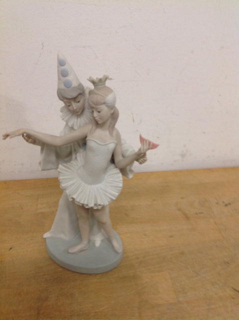 Lladro Matte Harlequin with Ballerina Porcelain Figurine - Elegant Home Decor & Collectible Gift for Ballet Lovers