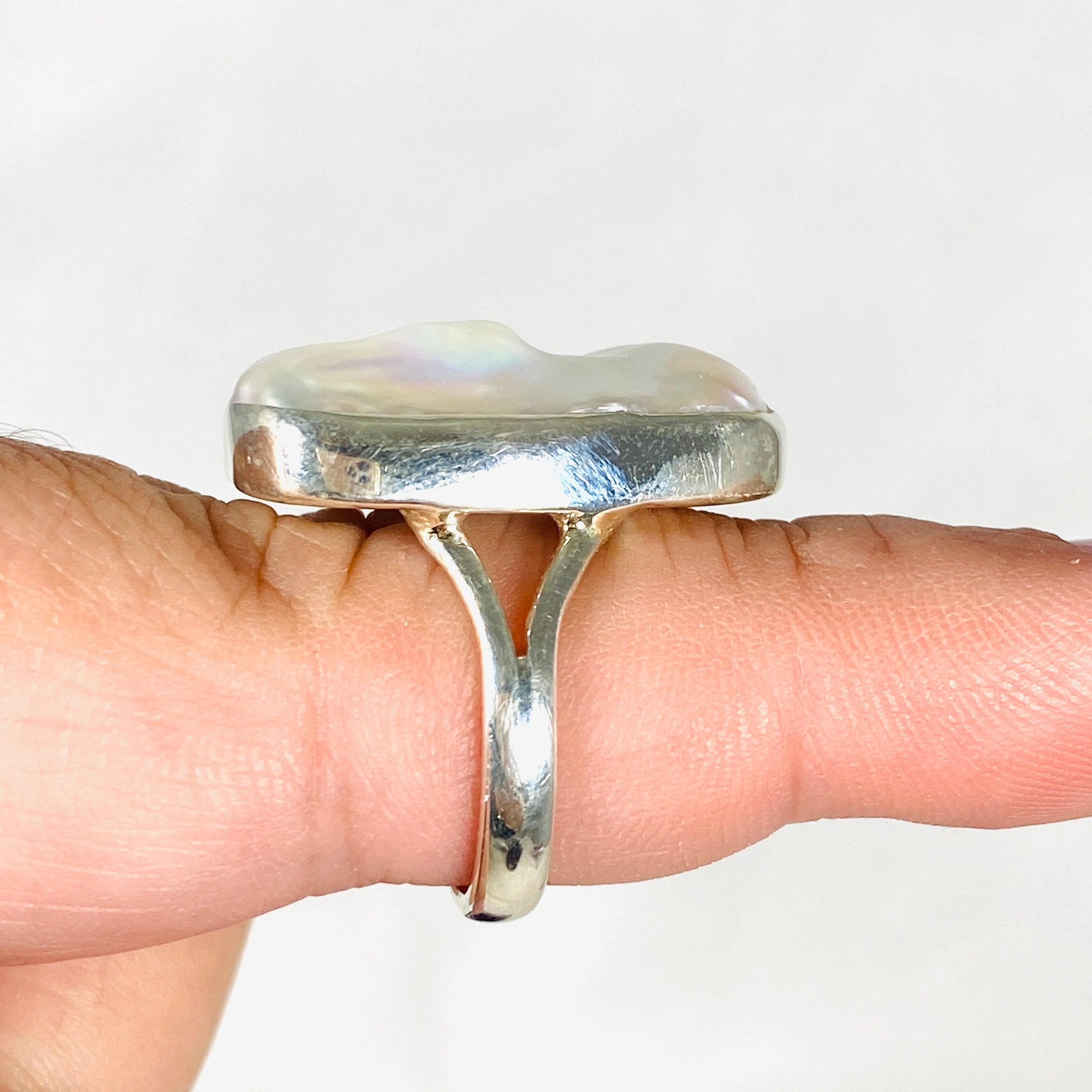 Elegant 8mm Pearl Ring for Women - KRGJ2930 | Perfect for Weddings, Parties & Special Occasions