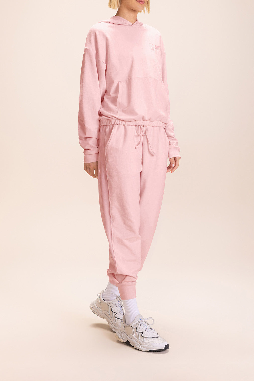 Stylish Jog Hooded Sweatshirt for Men & Women - Comfortable Pullover with Front Pocket - Perfect for Running, Gym, and Casual Wear