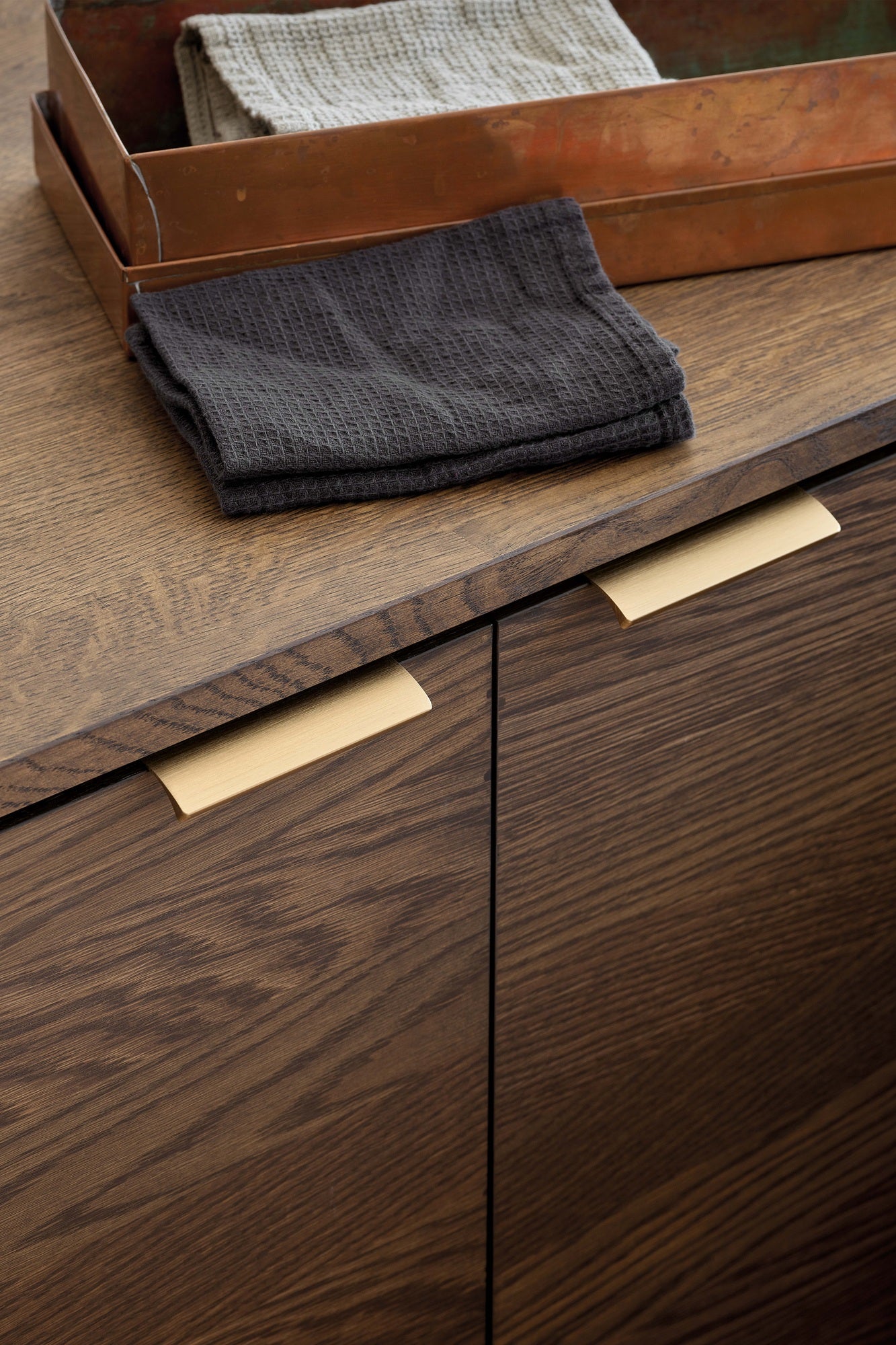 Brushed Bronze Edge Straight Tab Drawer Pulls - 10 Pack Cabinet Handles for Kitchen & Bathroom - Modern Hardware for Dressers, Cabinets & Furniture (3