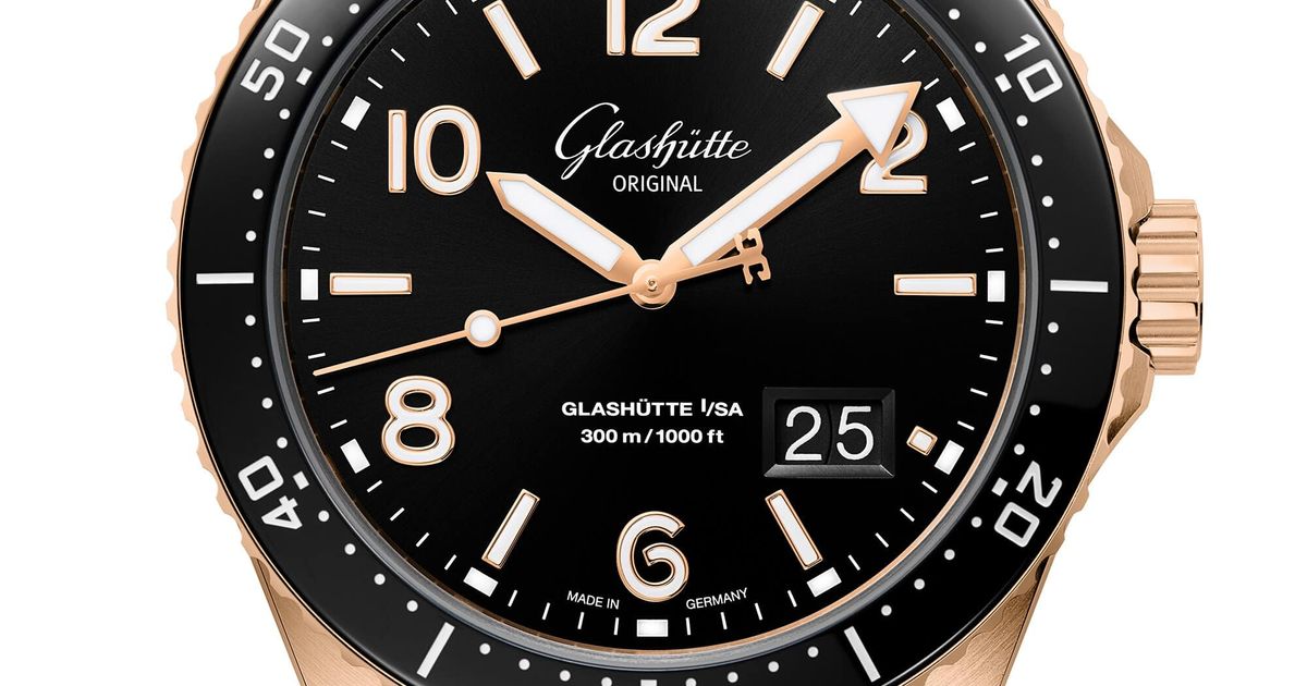 Glashutte Original Spezialist SeaQ Panorama Date Red Gold Men's Luxury Dive Watch - Perfect for Water Sports, Formal Events & Collector's Display