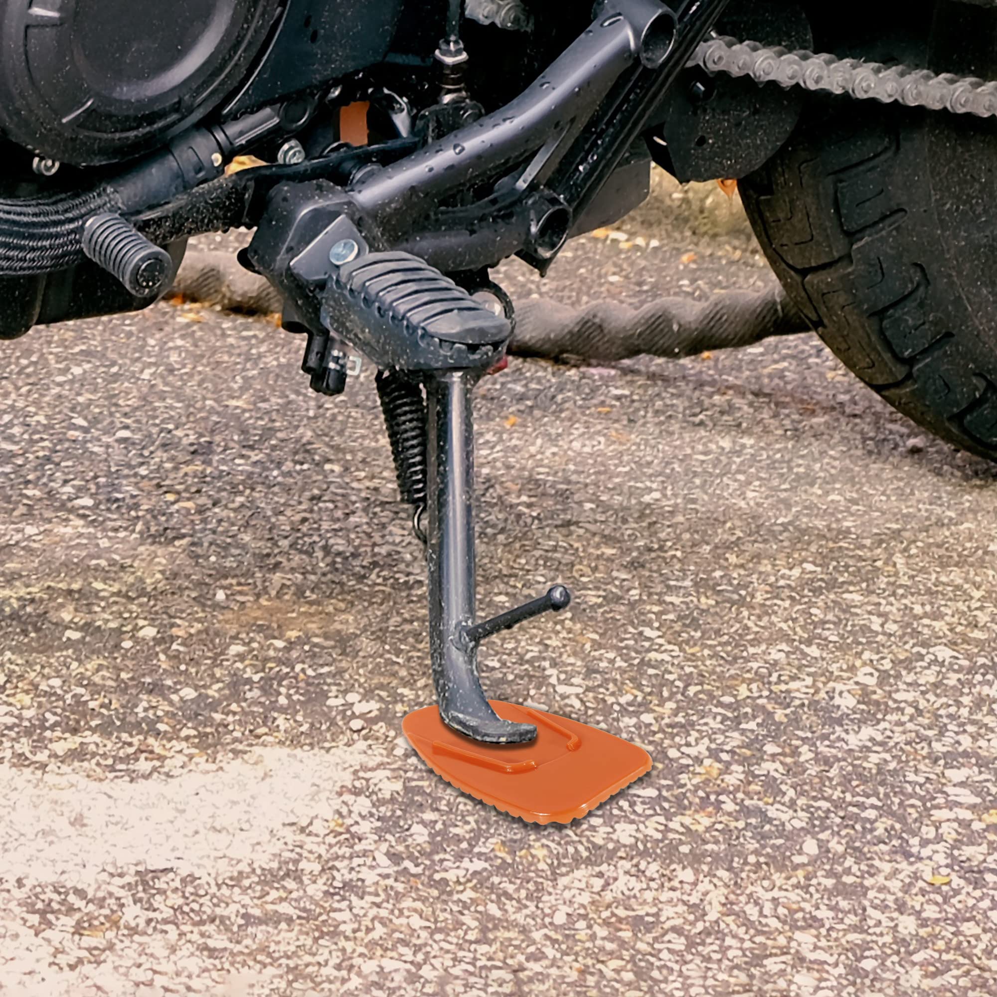FIERCE CYCLE 2-Pack Motorcycle Kickstand Pads - Heavy Duty Support Plate for Parking Stand & Side Stand Extension - Non-Slip Orange Base Protectors (Perfect for Parking on Soft Ground, Grass or Hot Pavement)