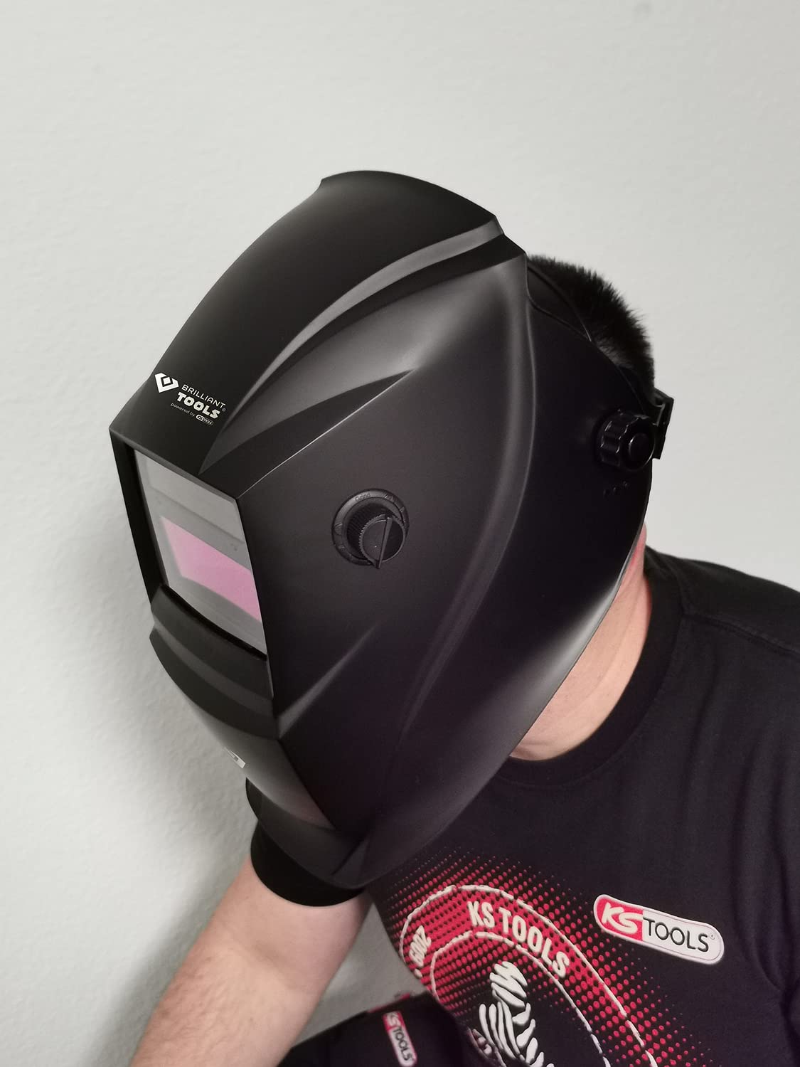 KS TOOLS Welding Helmet with Auto-Darkening Lens - Professional Welder Safety Gear for MIG, TIG & Arc Welding - Ideal for DIY, Construction & Metal Fabrication Projects