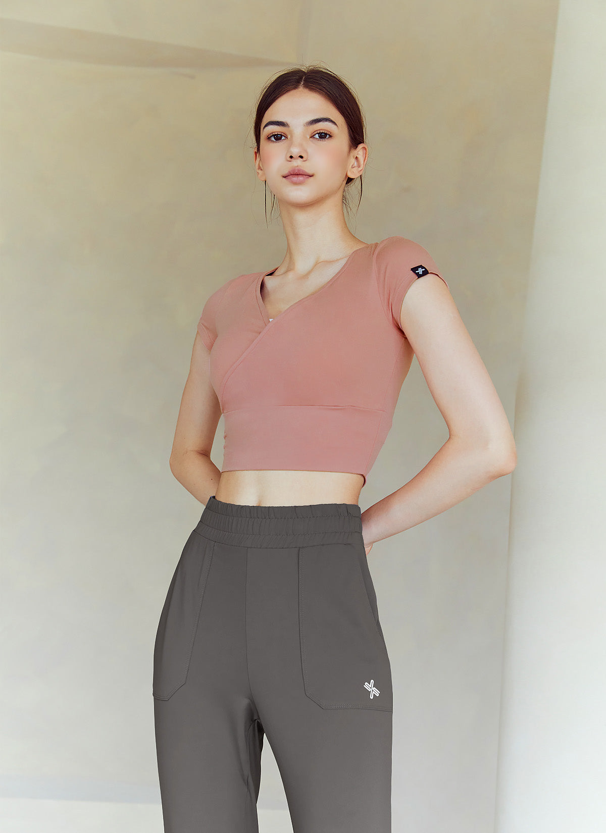 Medium Feather In Band Jogger Pants - Women's Lightweight Athletic Lounge Pants for Yoga, Running & Casual Wear