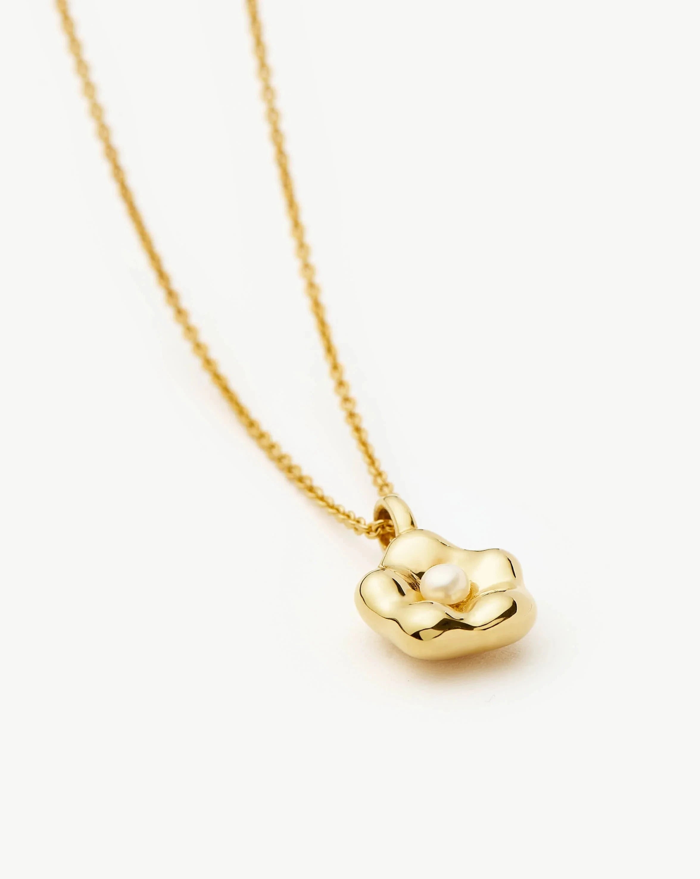 Eny Puffy Daisy Pendant Necklace - 18k Gold Plated Pearl Charm Jewelry for Women | Elegant Gift for Birthday, Anniversary & Everyday Wear