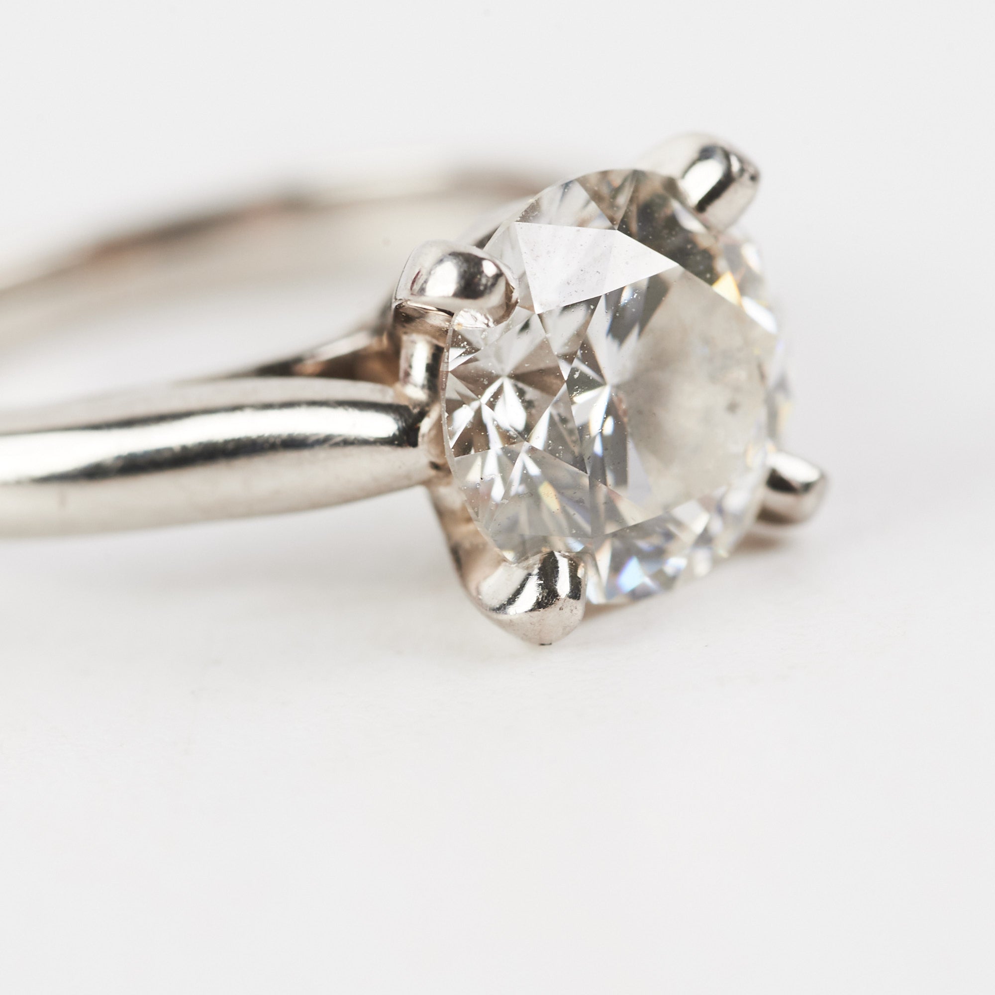 Cartier Platinum Diamond Ring - 1.70 Carat D-F VVS1-VVS2 Certified Engagement Ring for Women, Perfect for Proposals, Anniversaries & Special Occasions